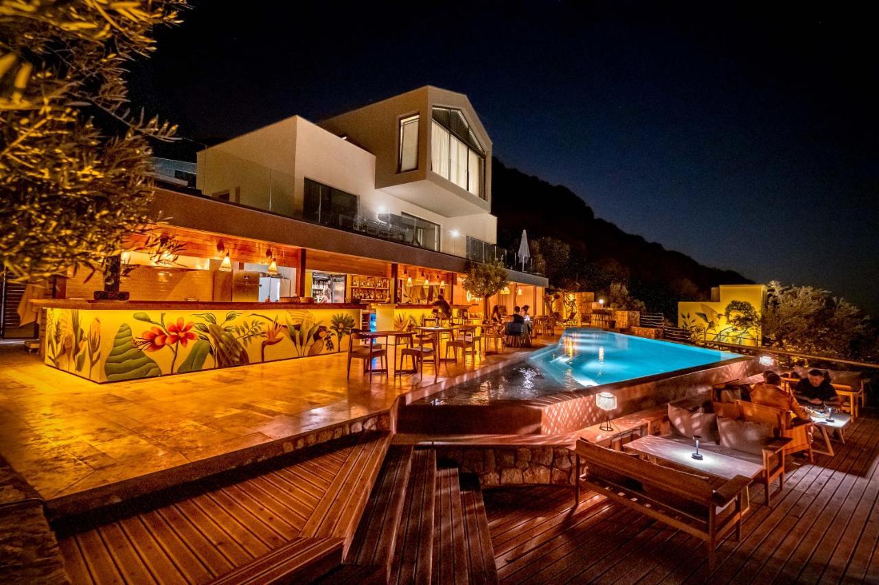14 Premium With Openair Restaurant&tennis Court In Nature - Notos Club Villa