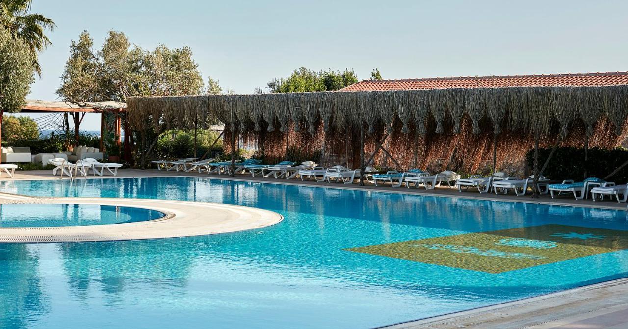 Flow Surf & Hotel