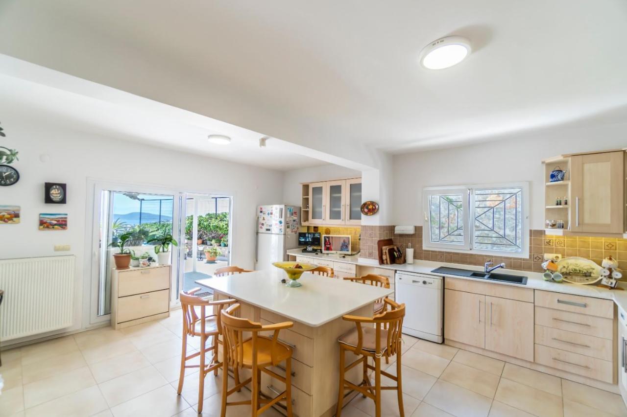 Premium - Amazing Seaviews