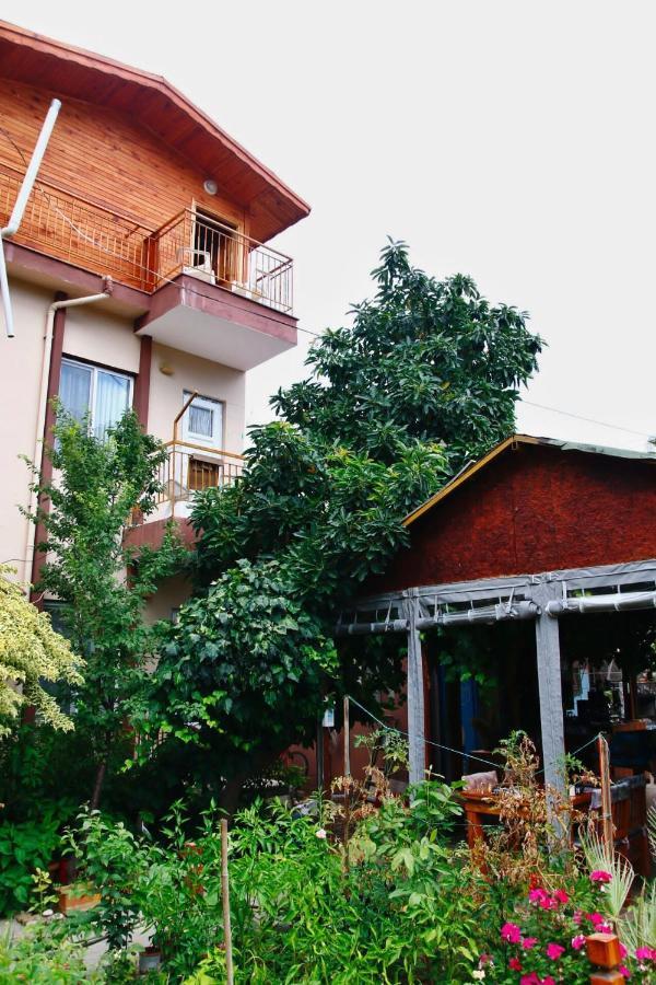 Rosemary Bed & Breakfast 4*