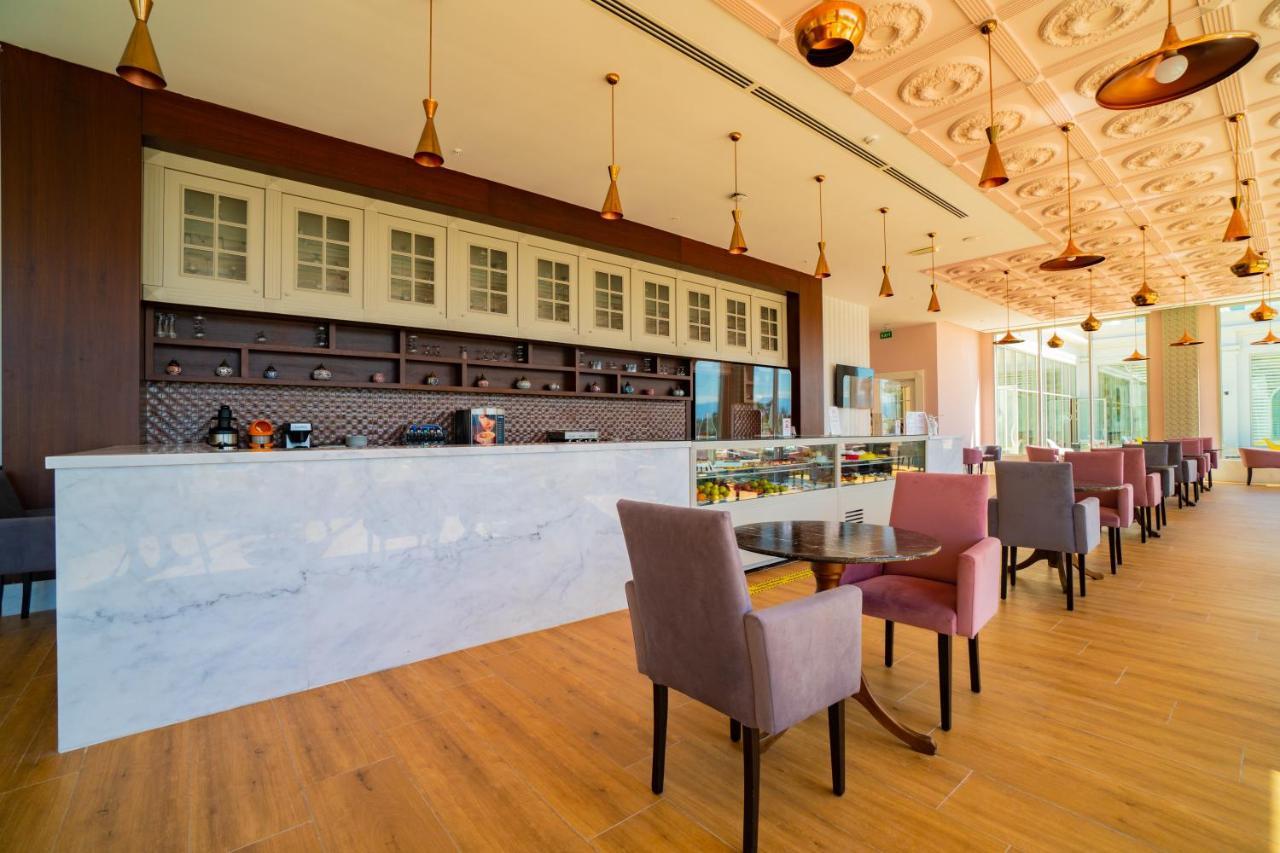 Hotel Royal Atlantis &