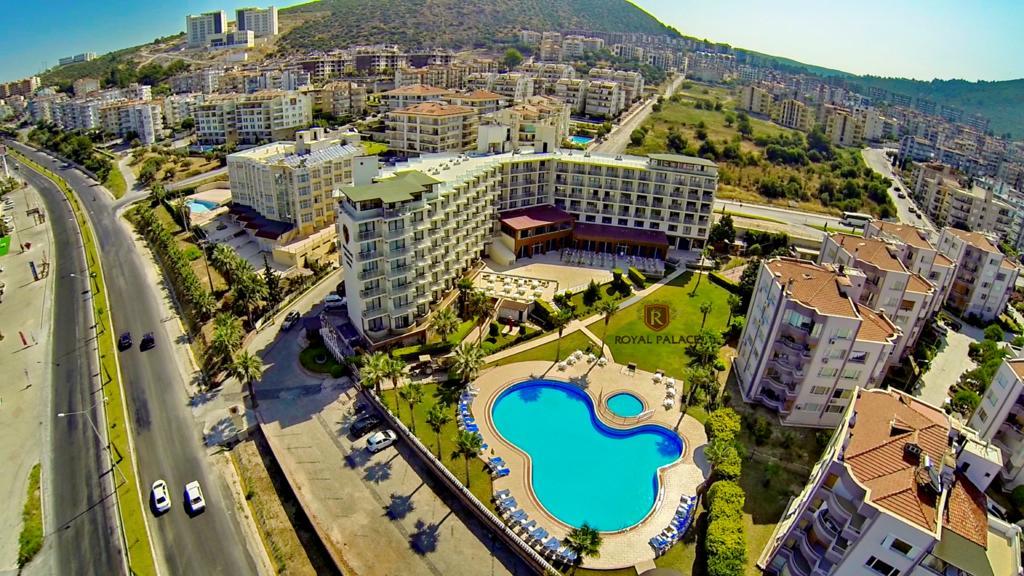 Royal Palace 4*