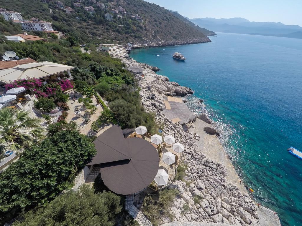 Hadrian Hotel