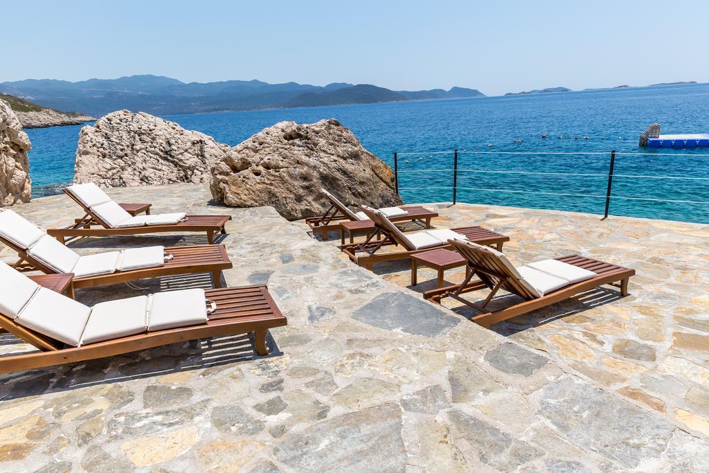 Hadrian Hotel 2*