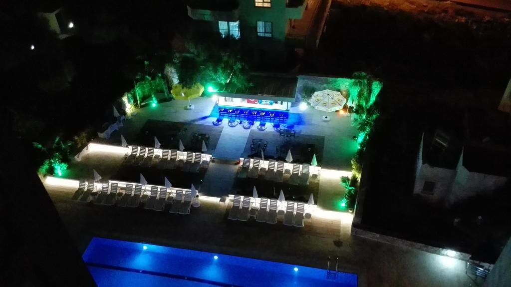 Aparthotel Happy