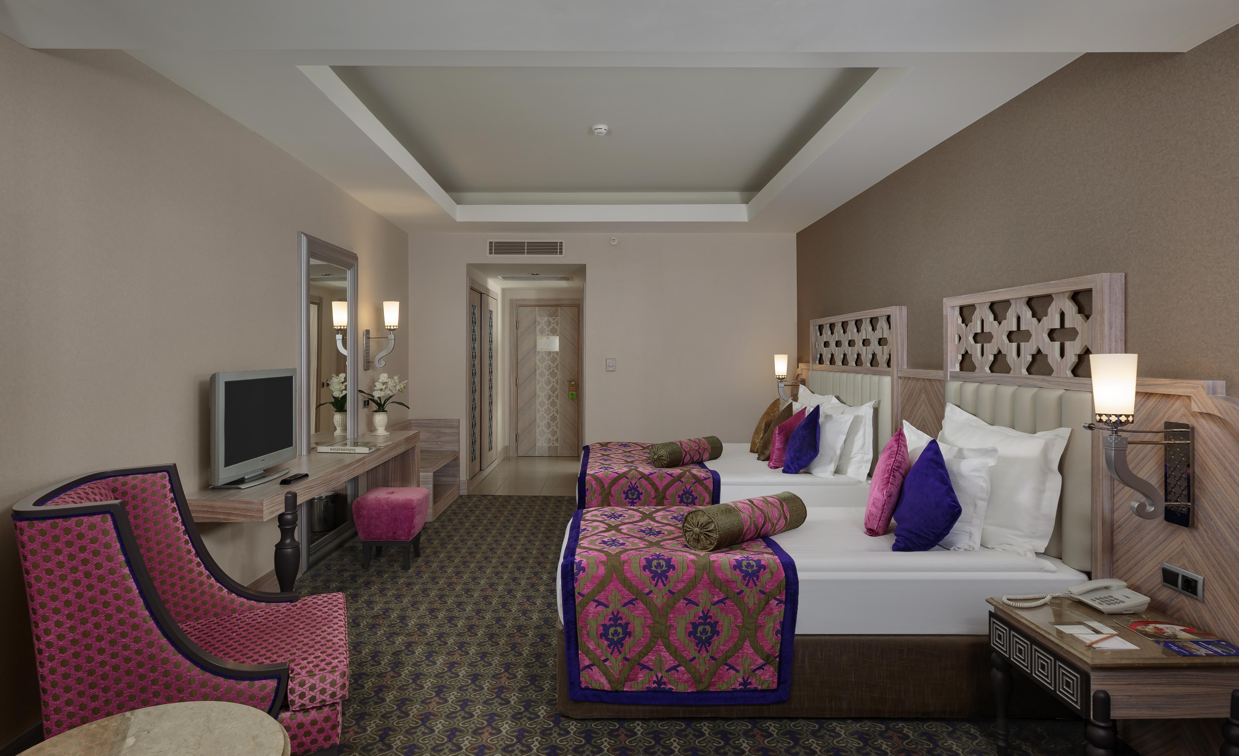 Royal Alhambra Palace Resort 5*