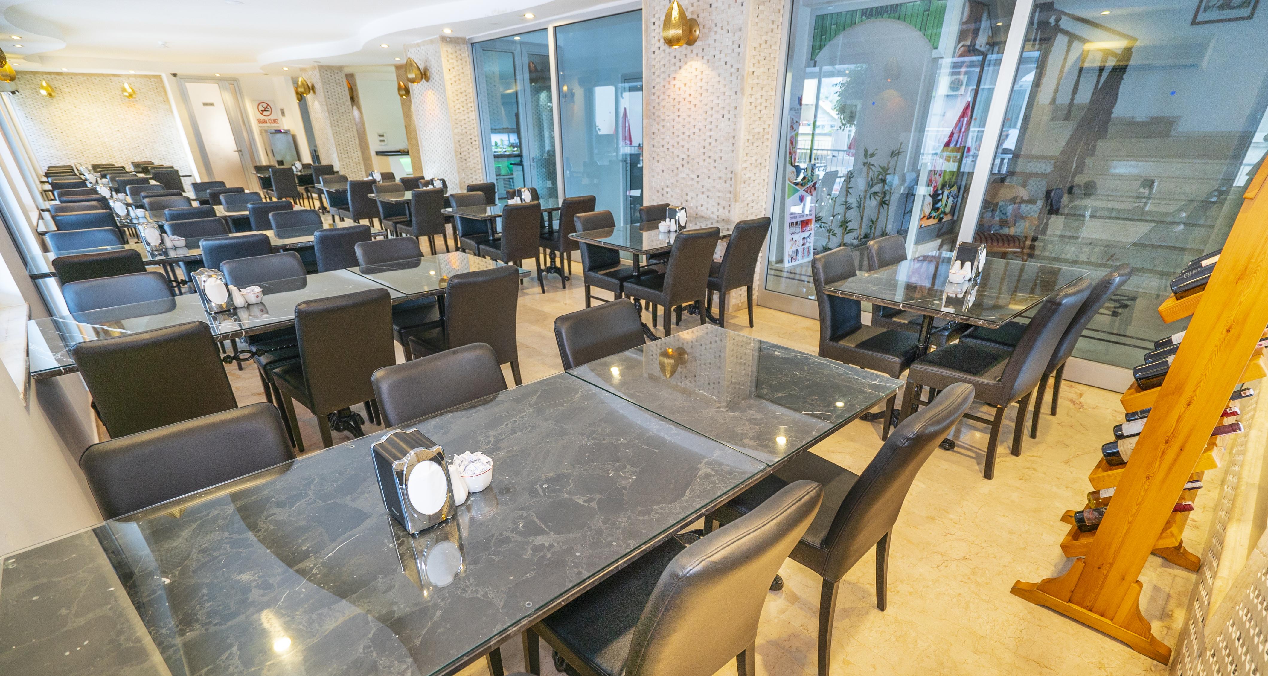 Kleopatra Celine Hotel 3*