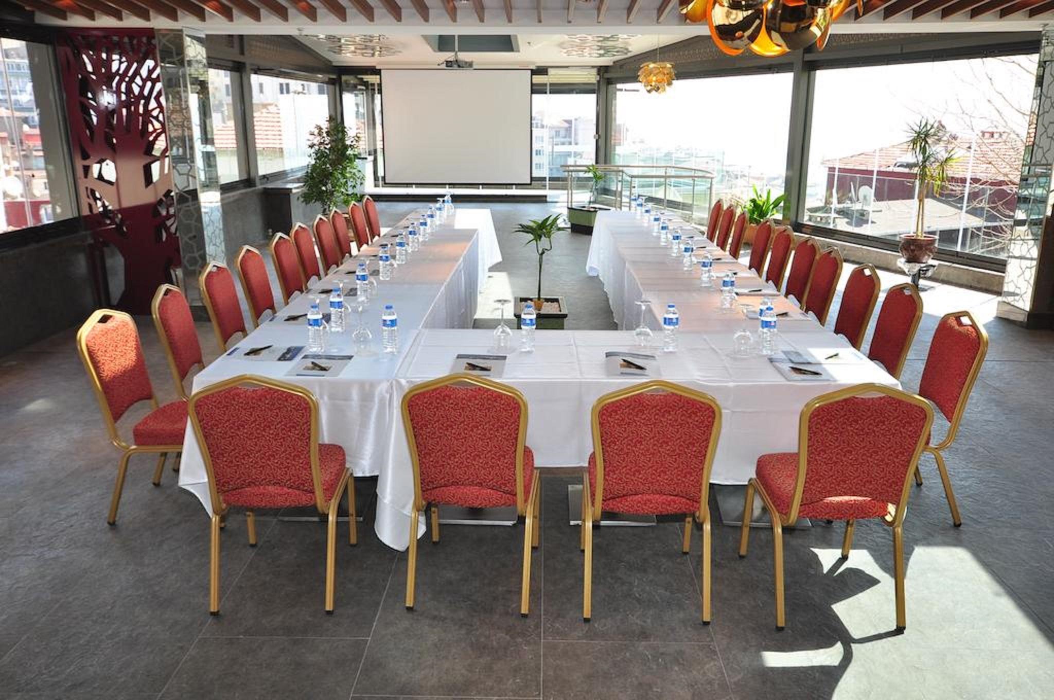 Grand Star Bosphorus & Spa Hotel 4*