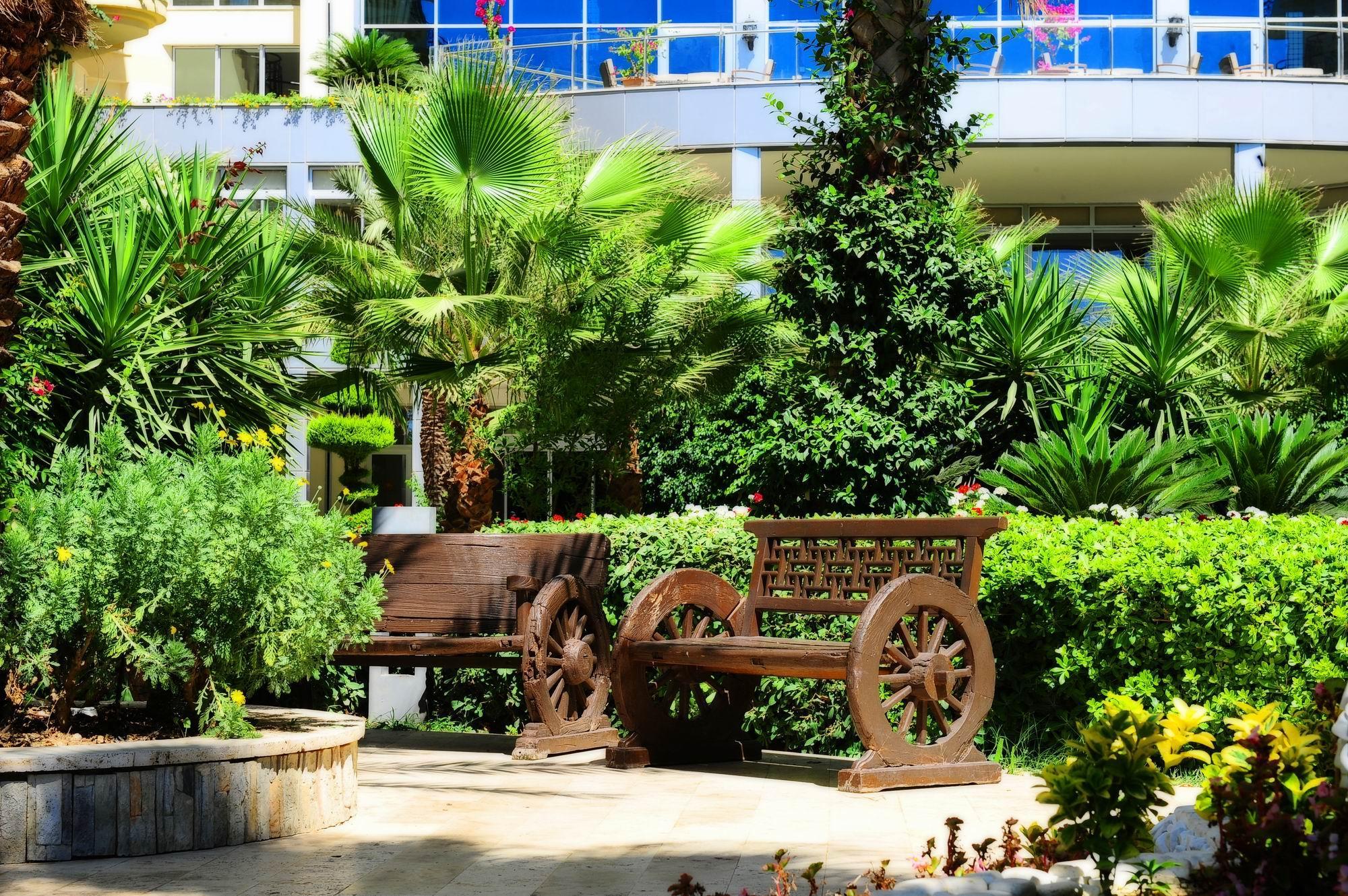 Resort Mukarnas & Okurcalar