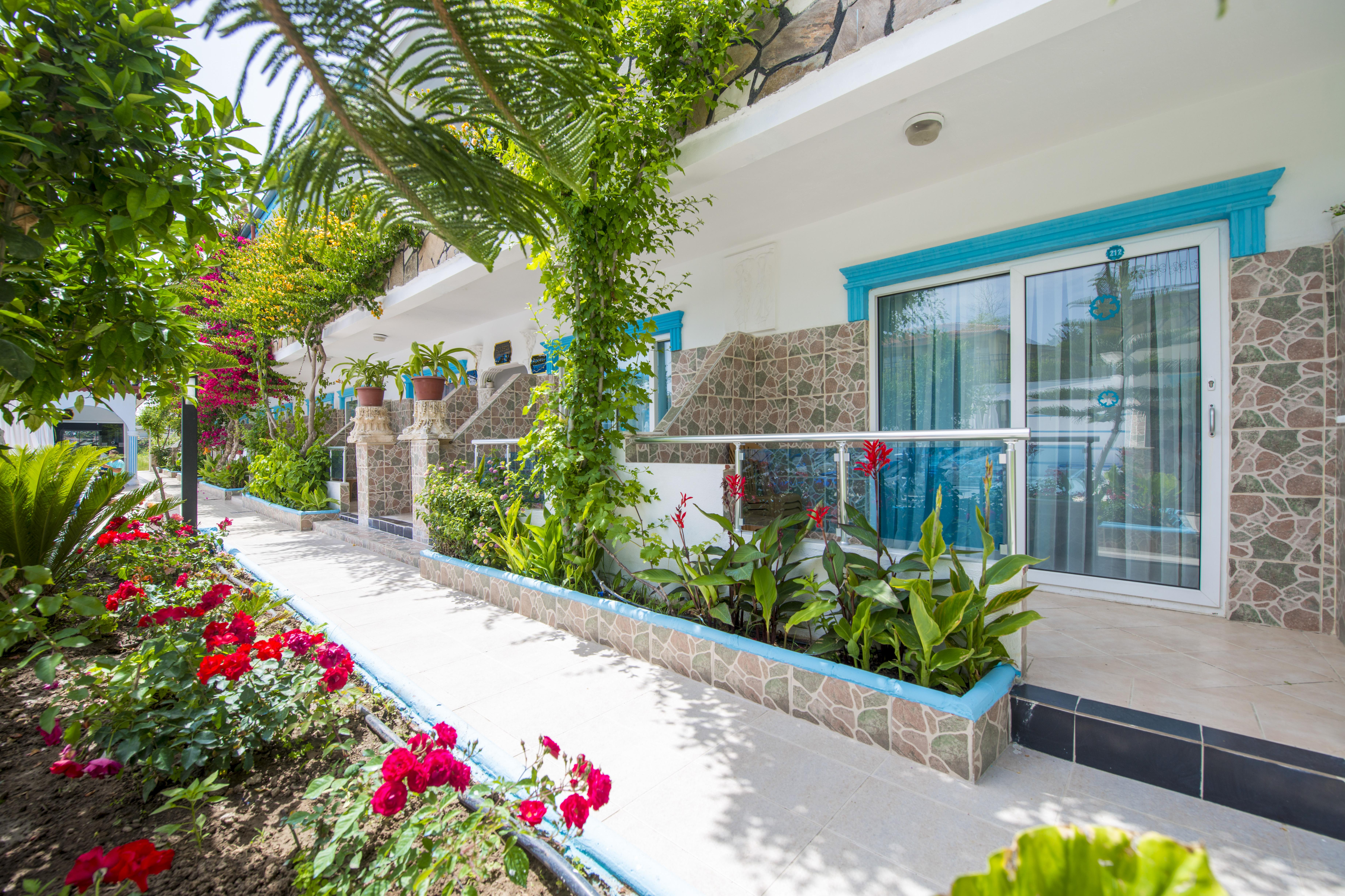Sunberk Hotel Side