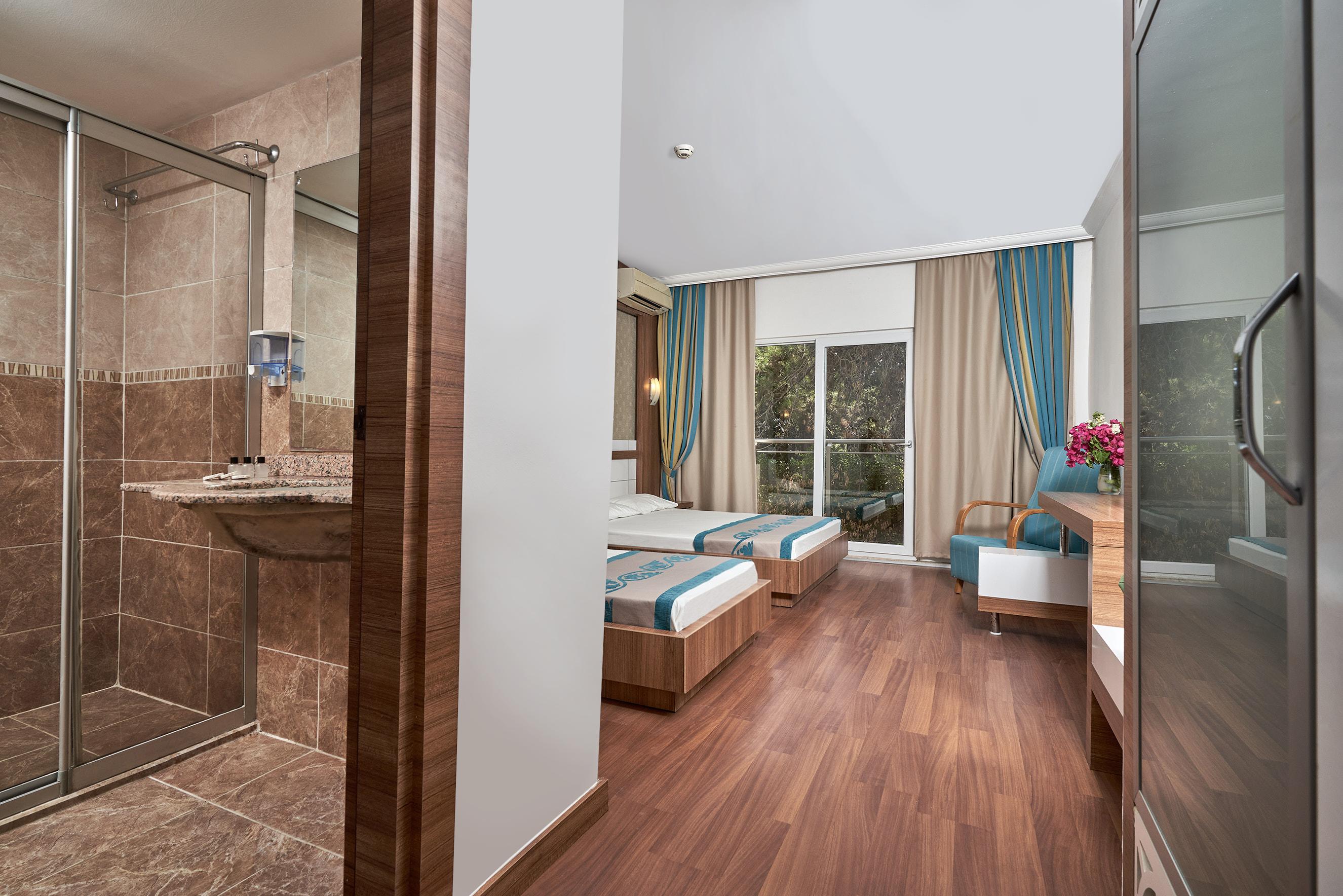 Maya Golf (adults Only) 4*