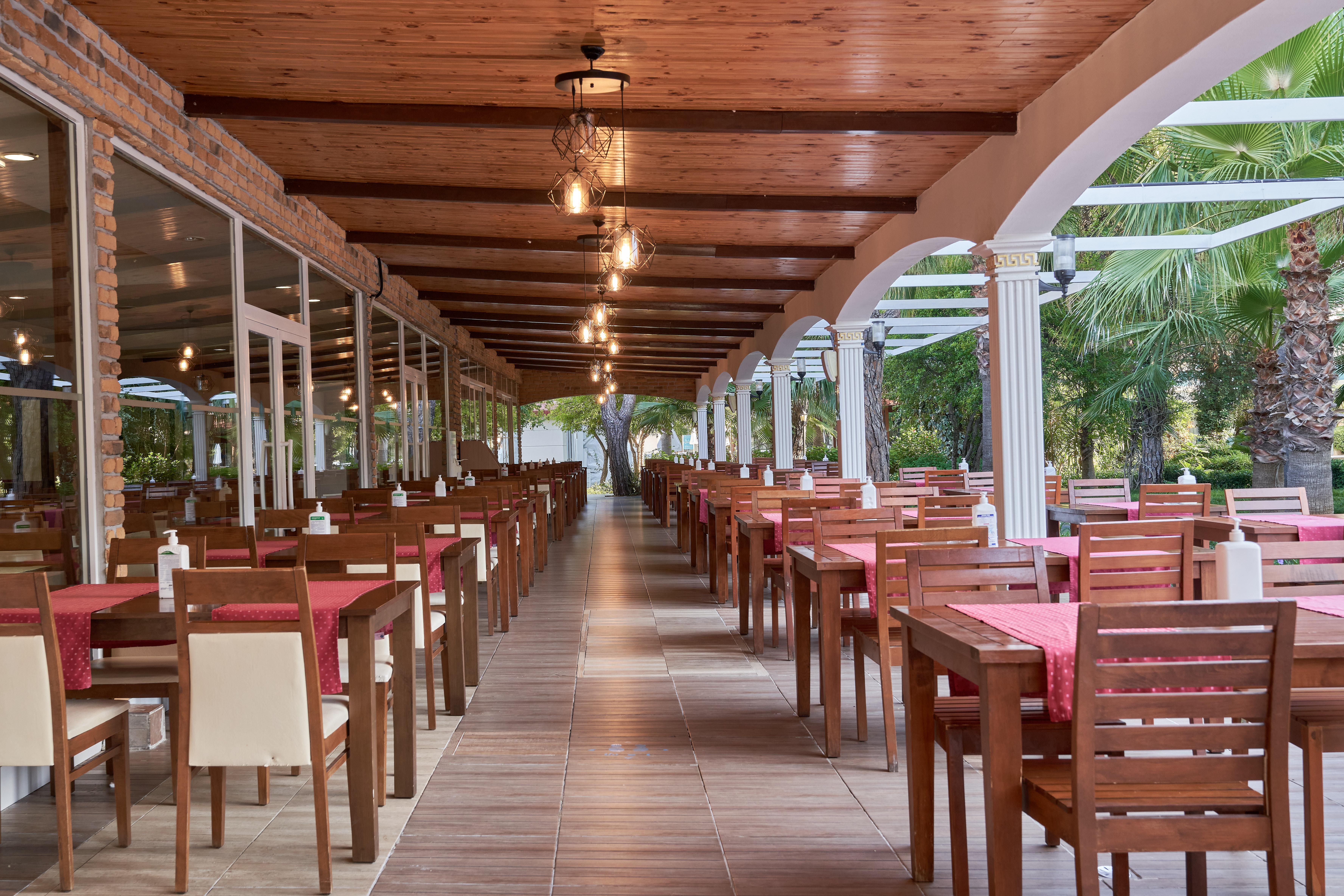 Maya Golf (adults Only) Side