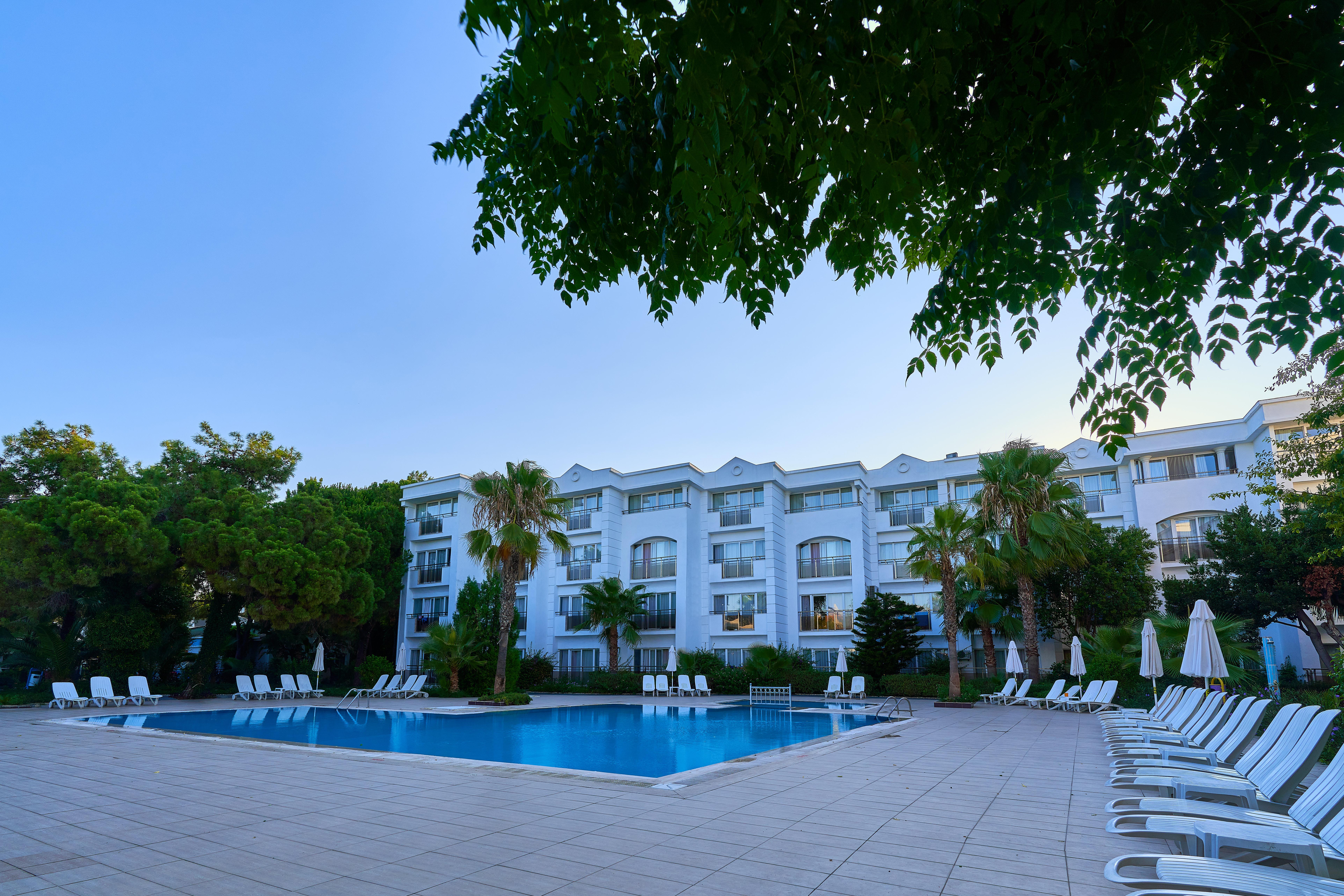 Maya Golf (adults Only) 4*