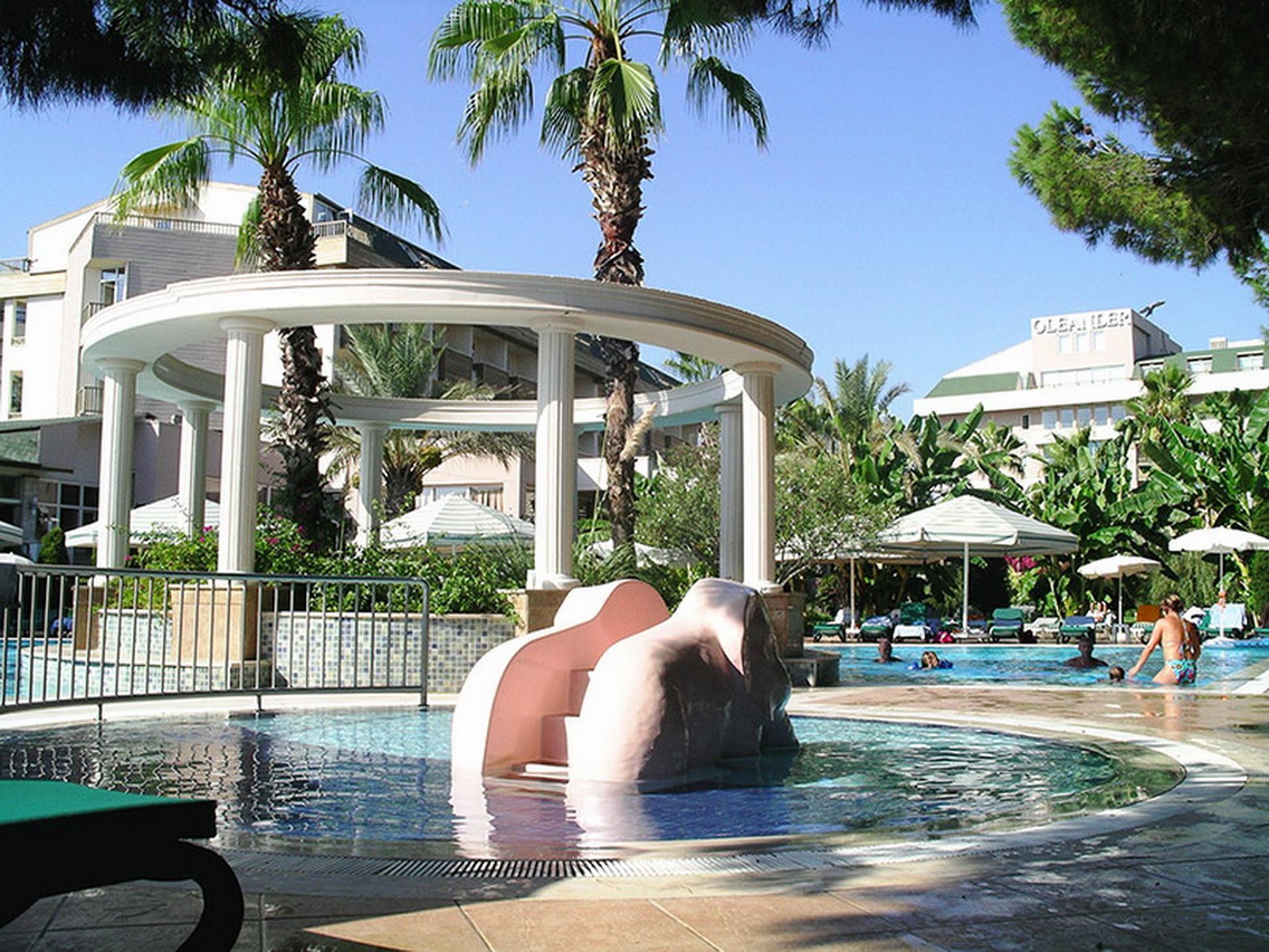 Hotel Oleander Side