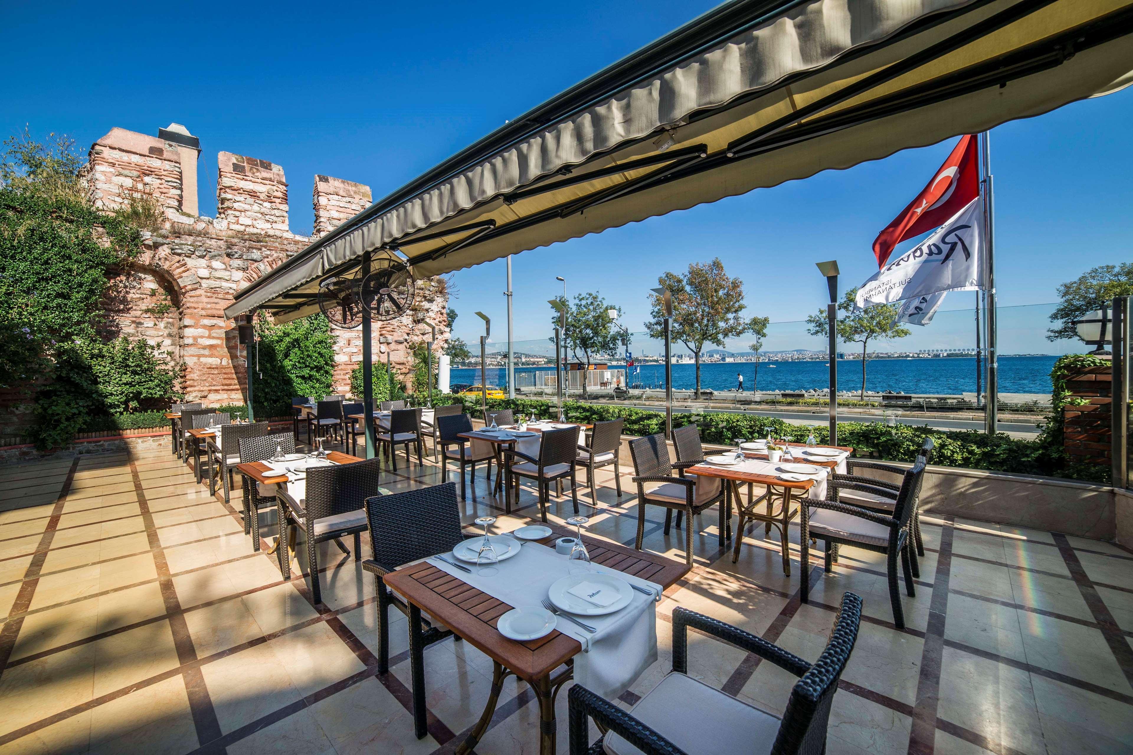 Radisson Sultanahmet 4*