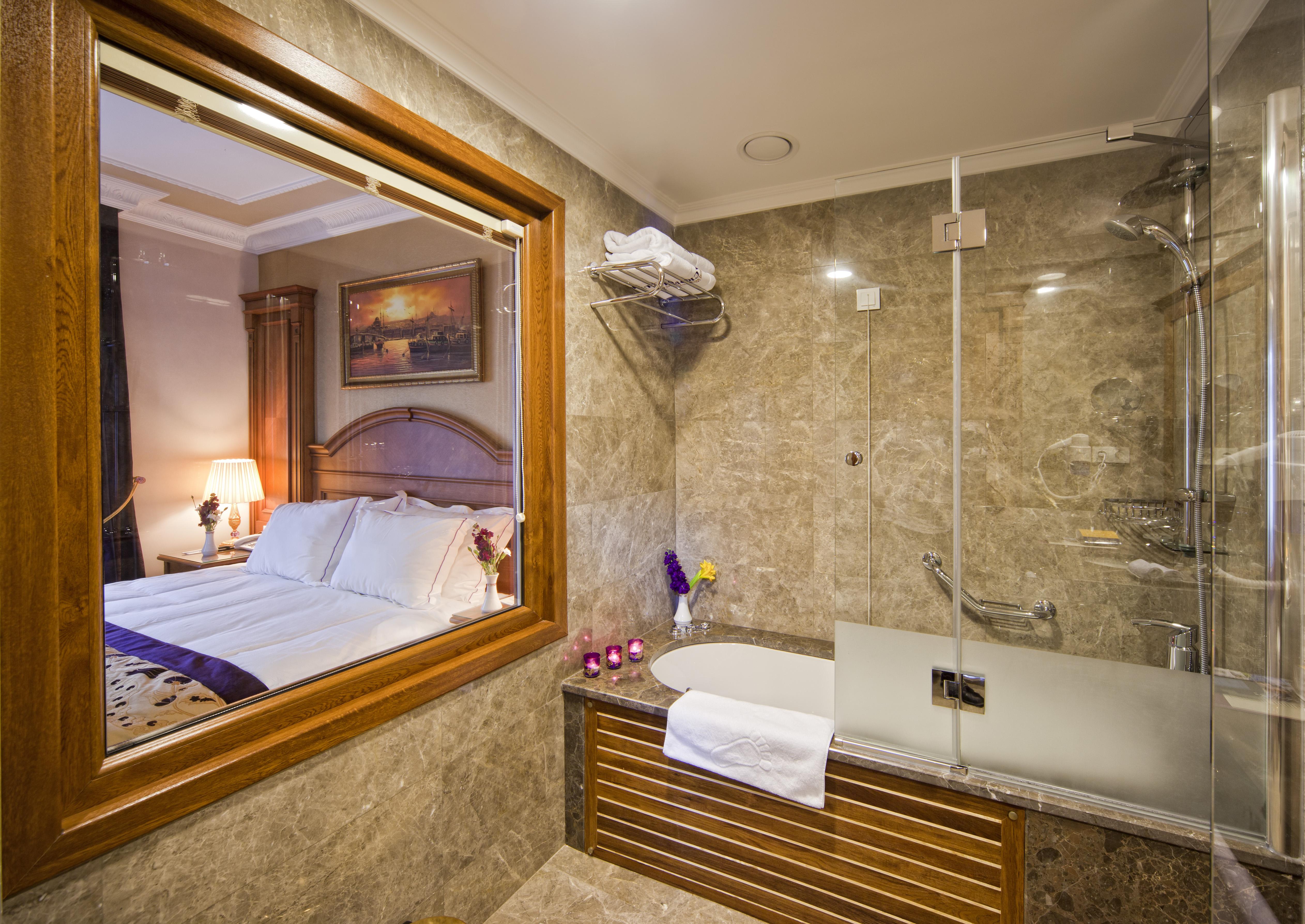 Glk Premier Acropol & Hotel 4*