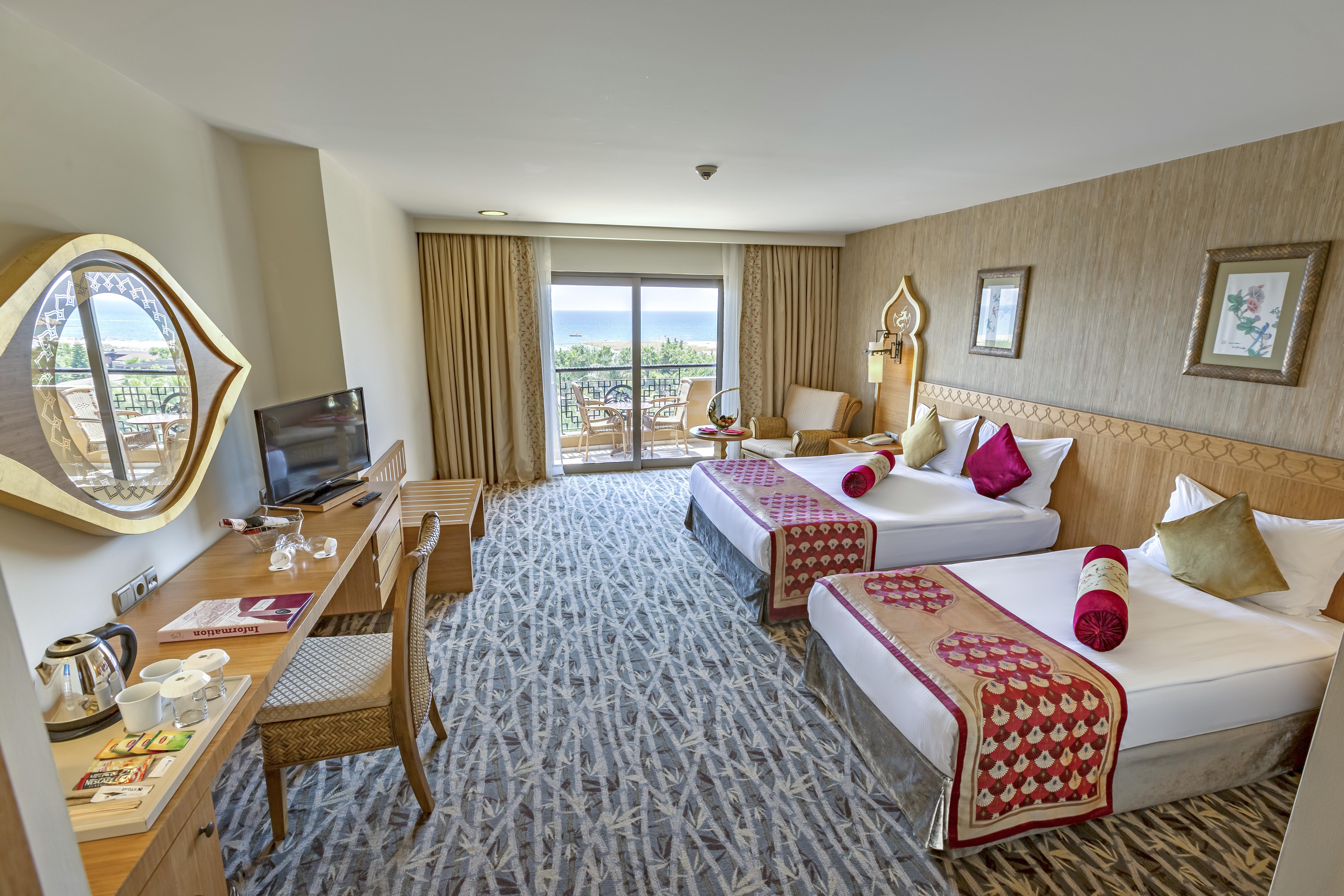 Royal Dragon Resort Side