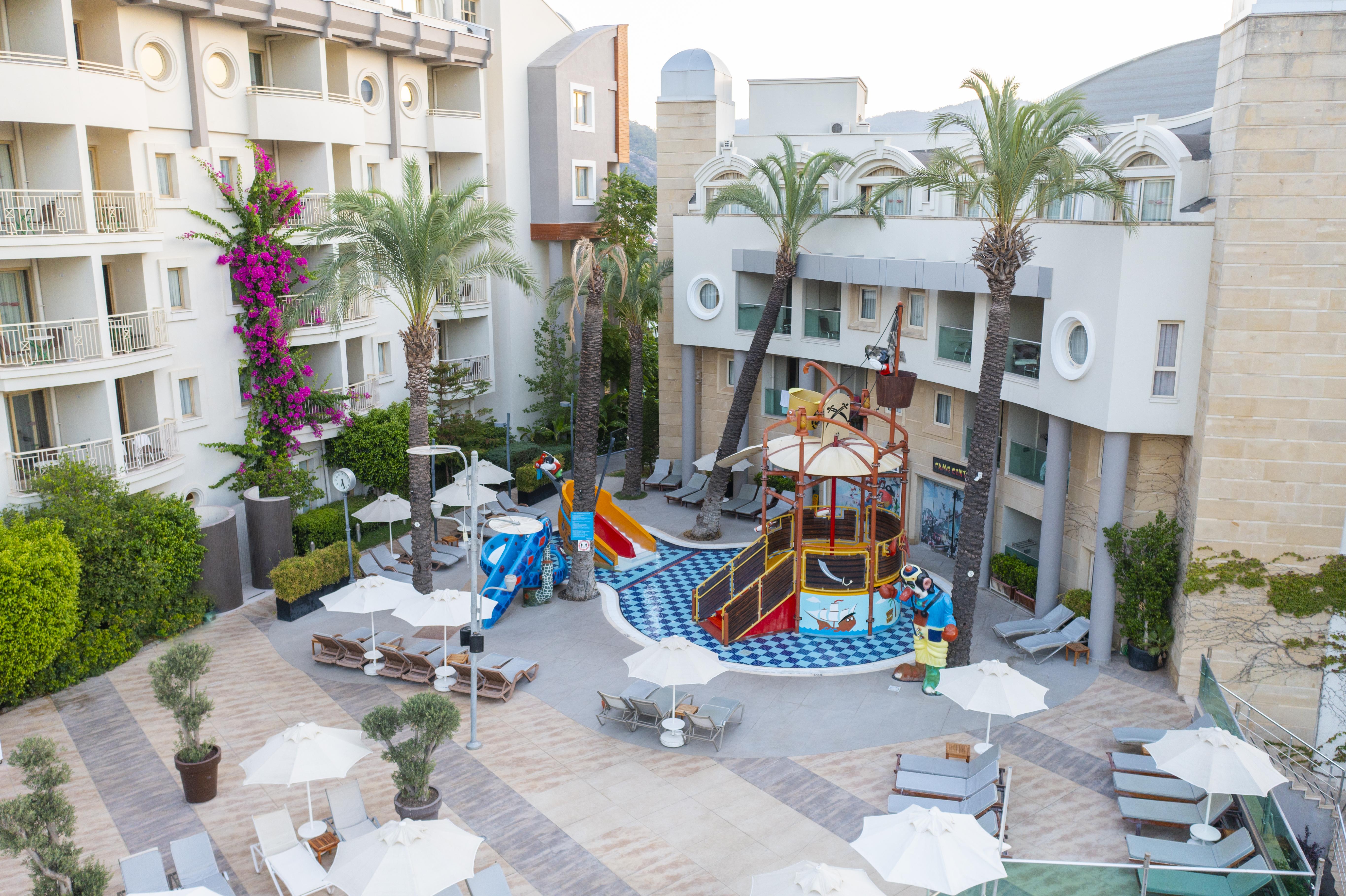 Hotel Grand Cettia 5*