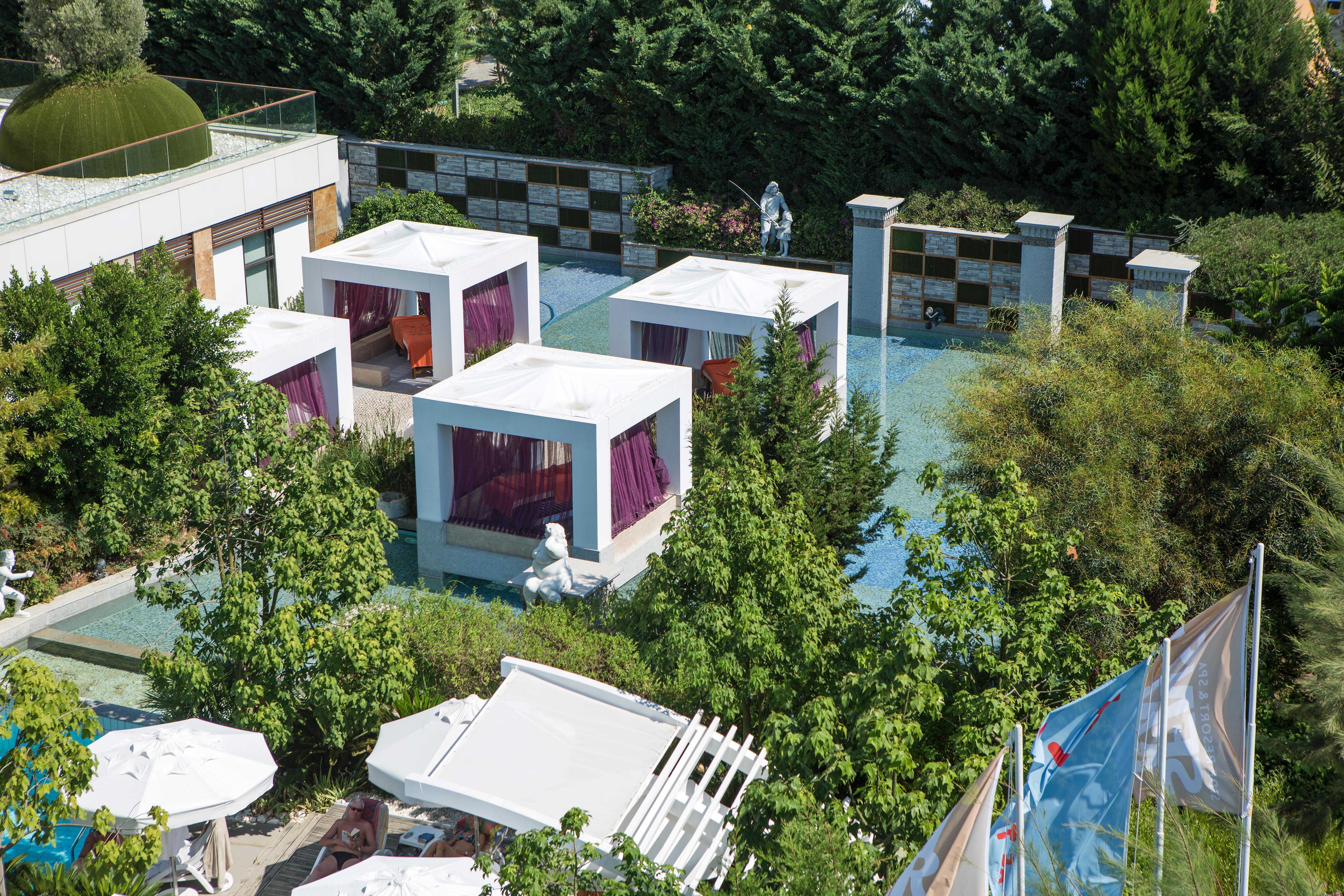 Resort Blue Only Adult 16