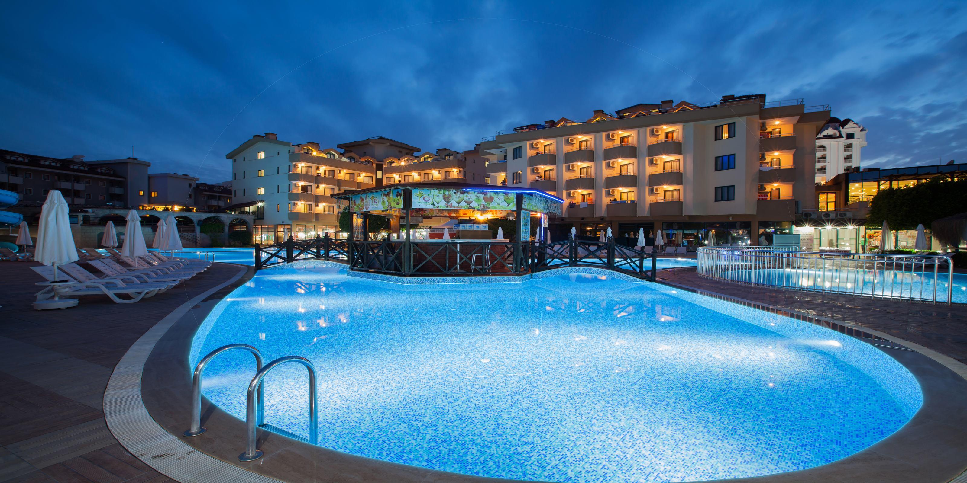 Grand Seker Resort Side