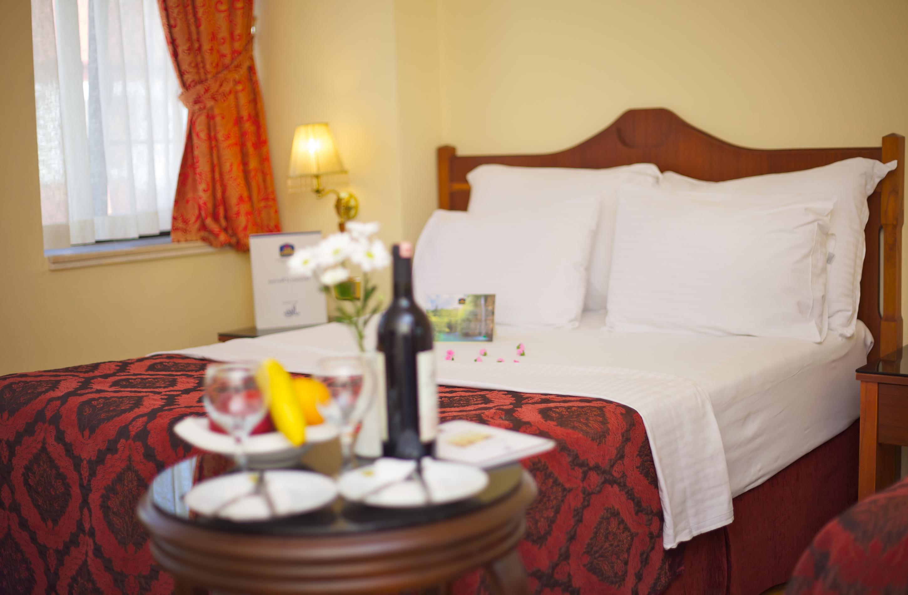 Hotel Amber & 4*