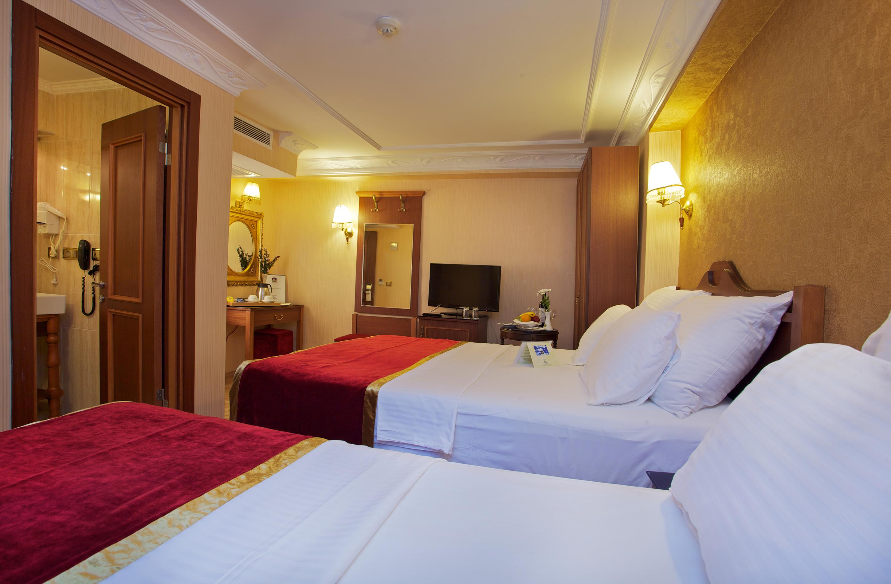 Amber & 4* Istanbul