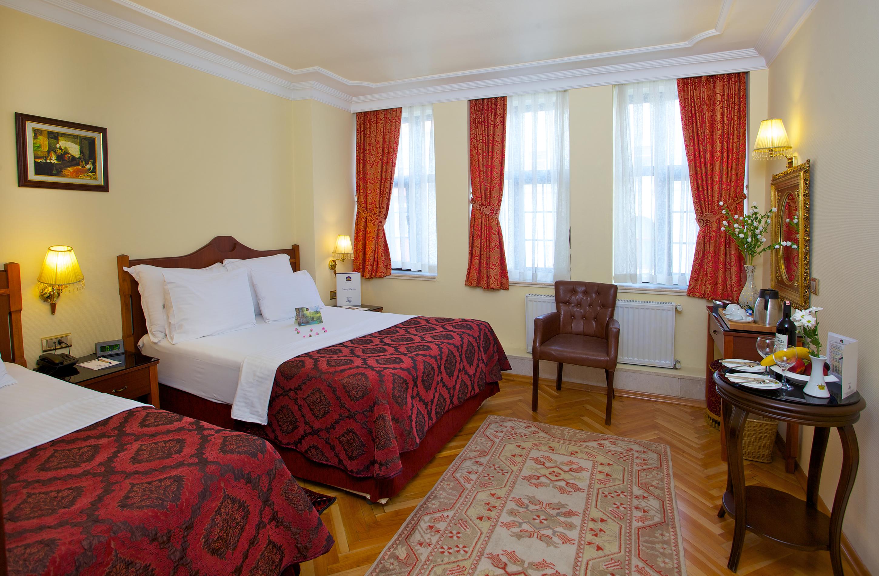 Amber & 4* Istanbul