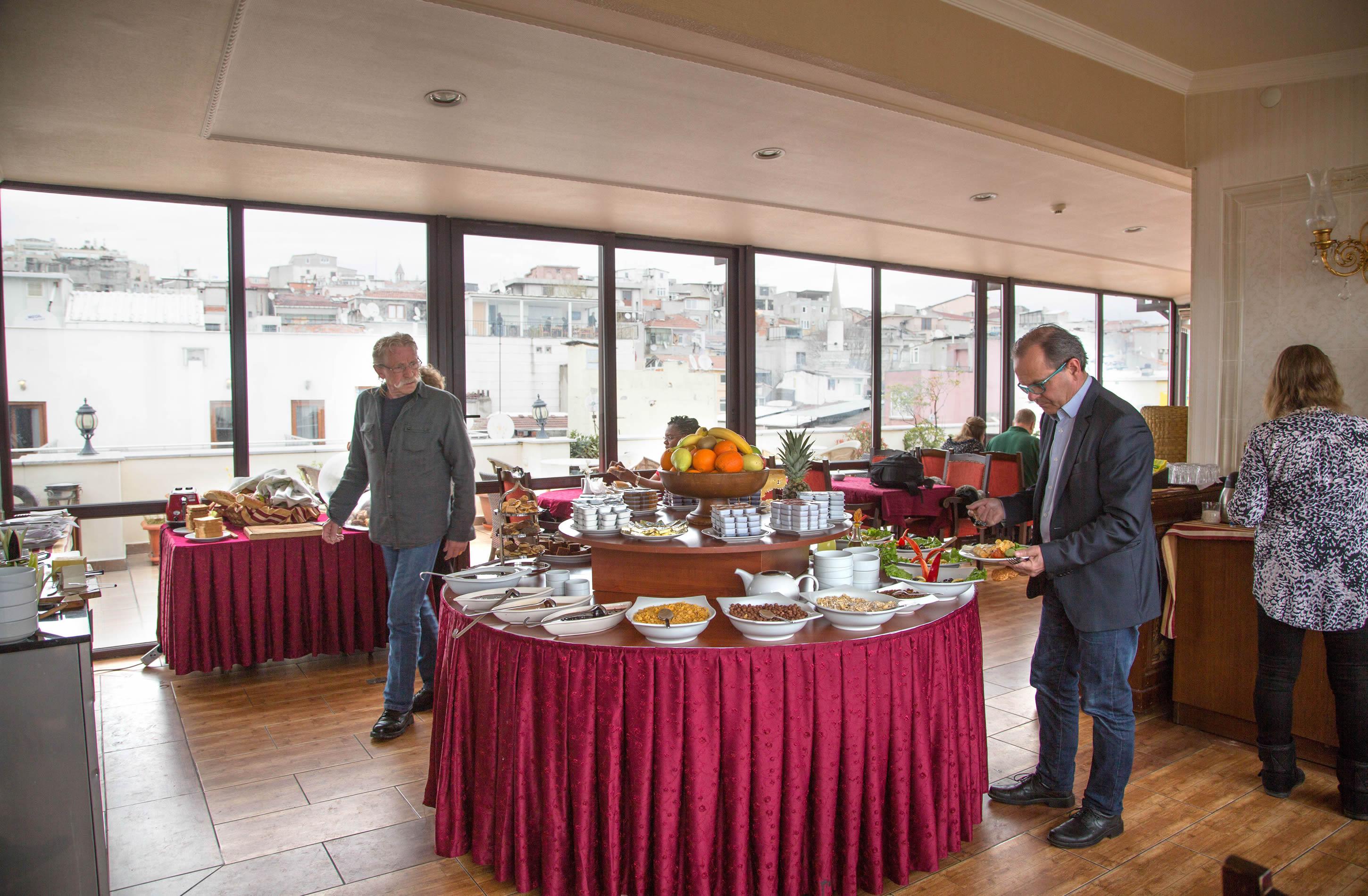 Amber & 4* Istanbul