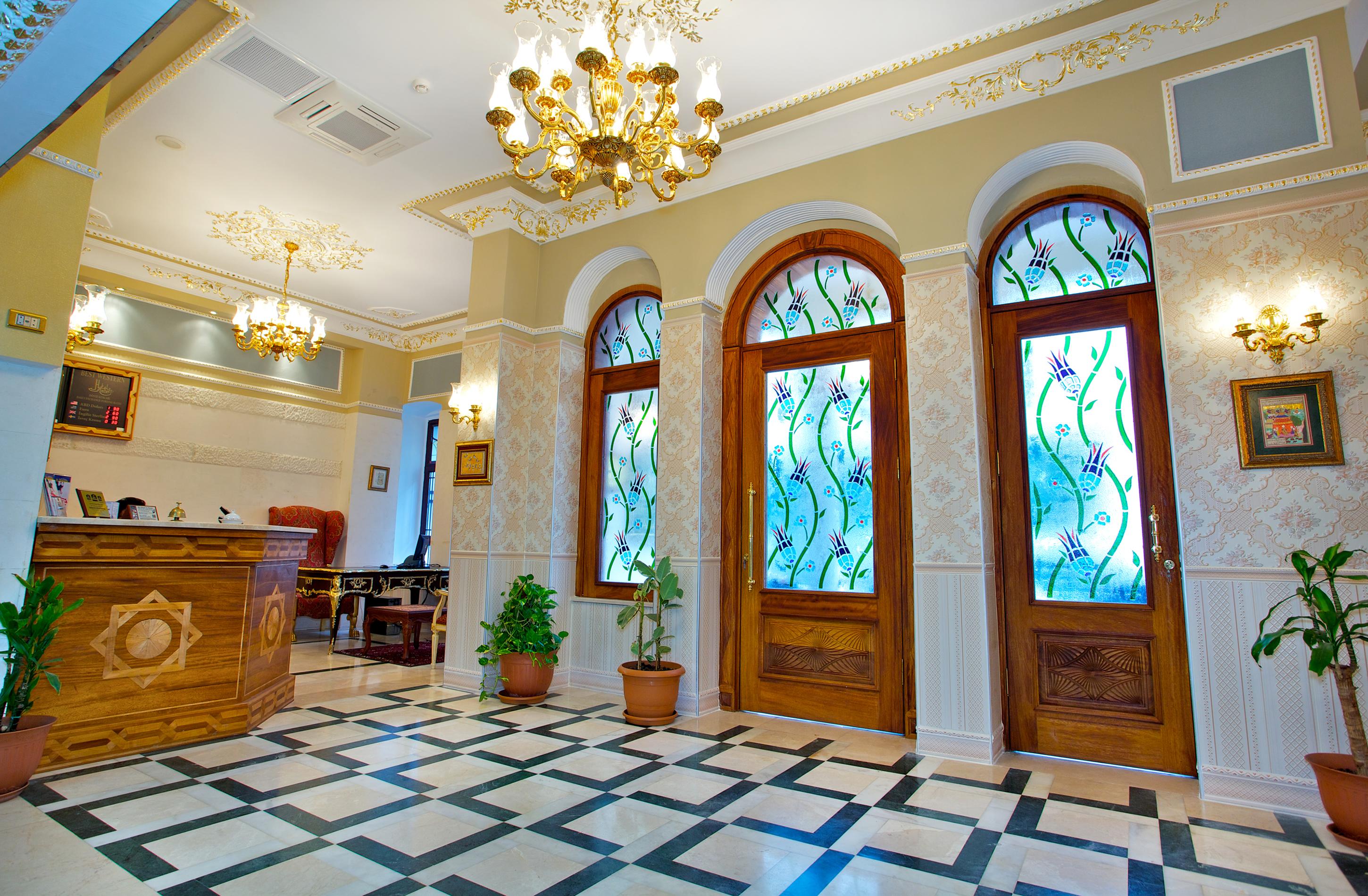 Hotel Amber &
