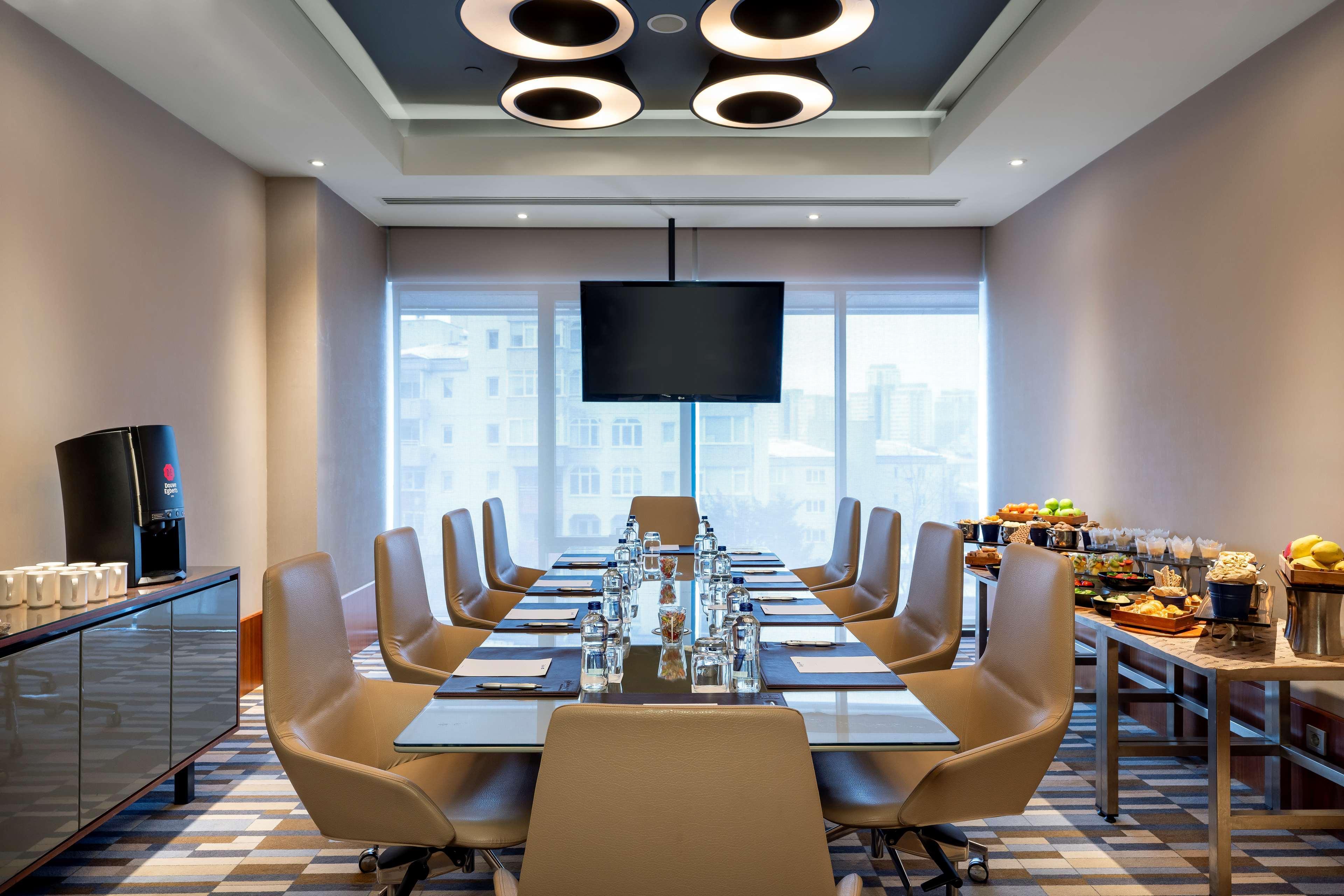 Radisson Blu Asia 5*