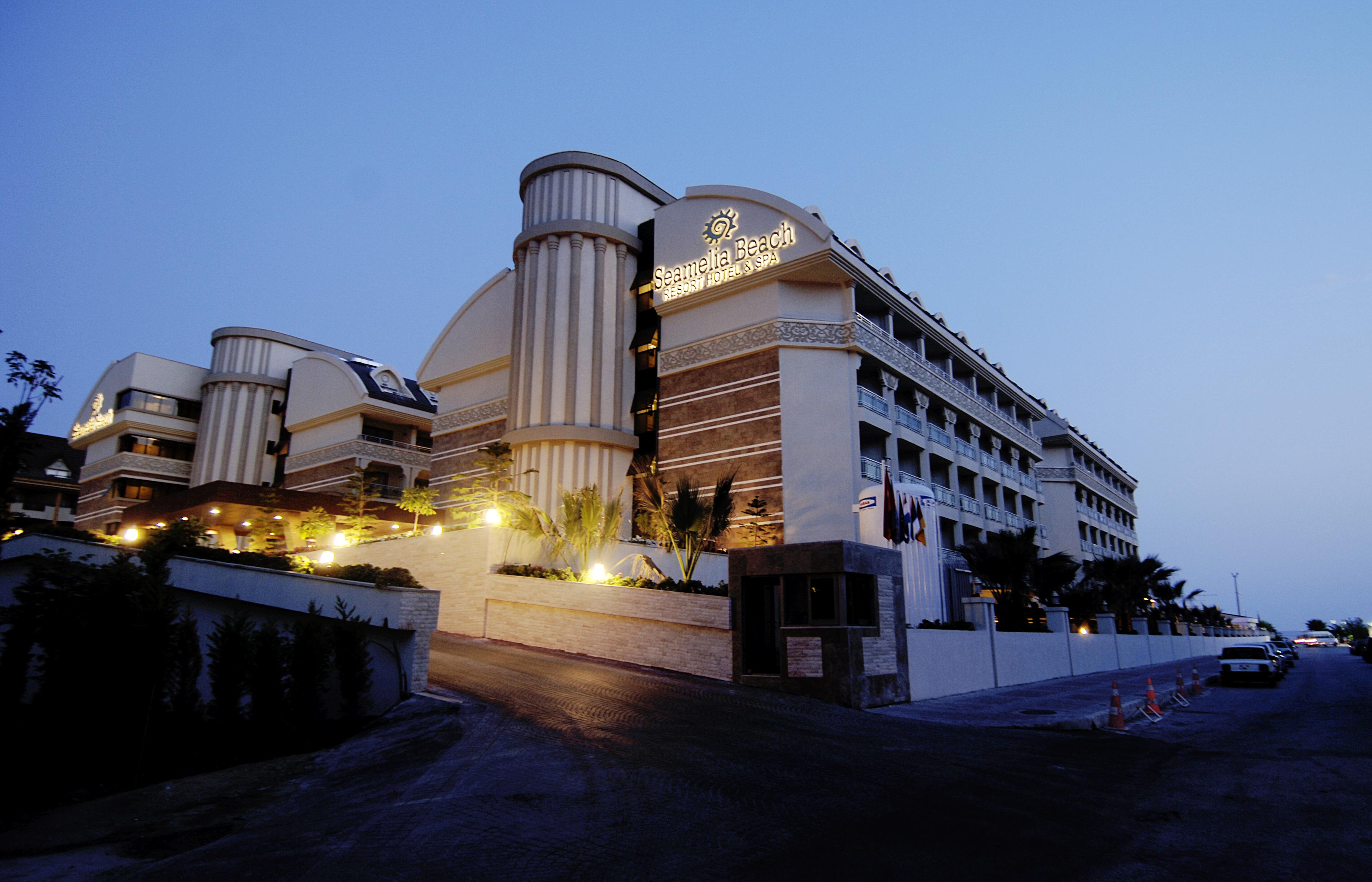 Resort Seamelia &