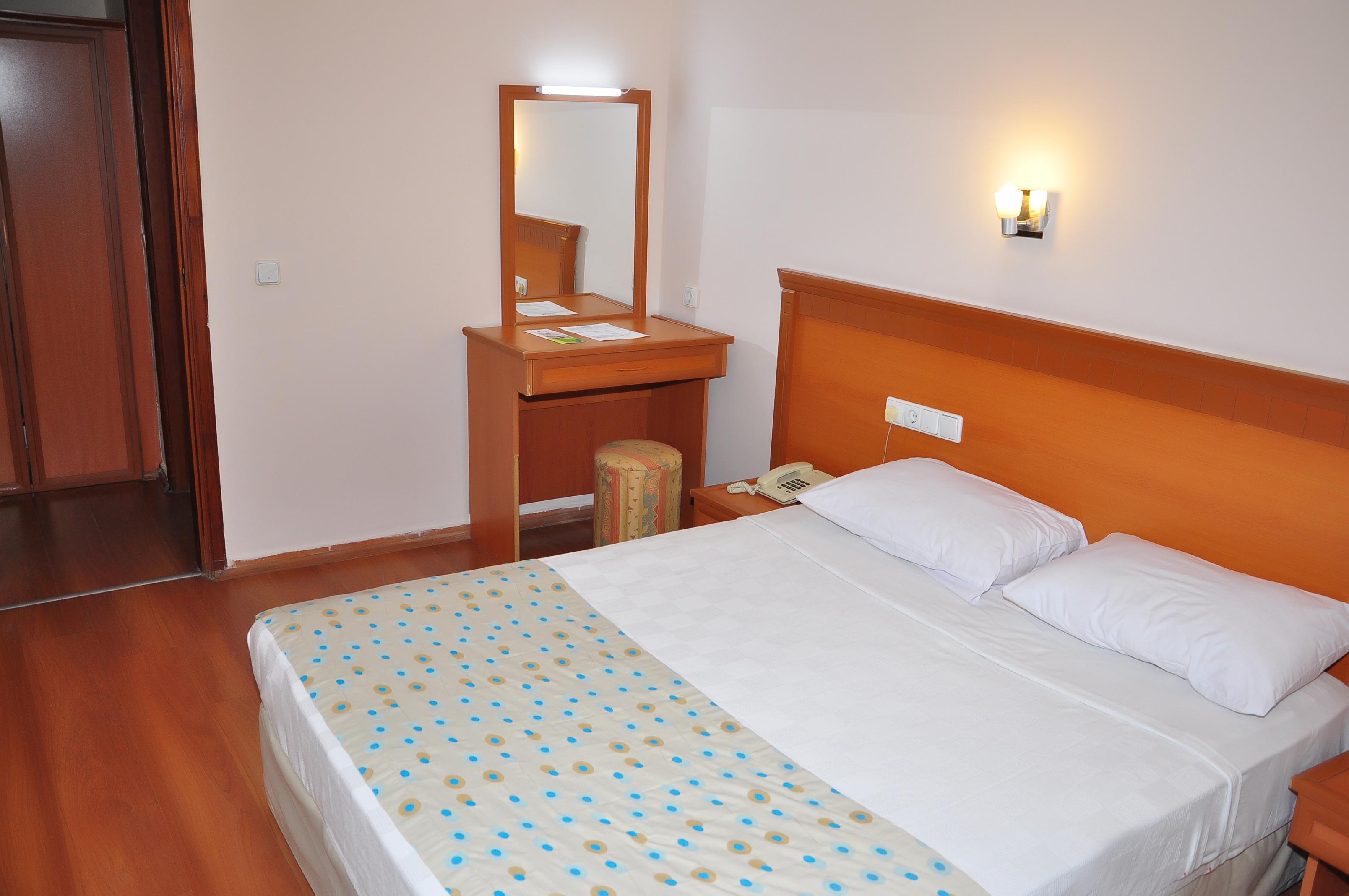 Cinar Family Suite Hotel Side 3*