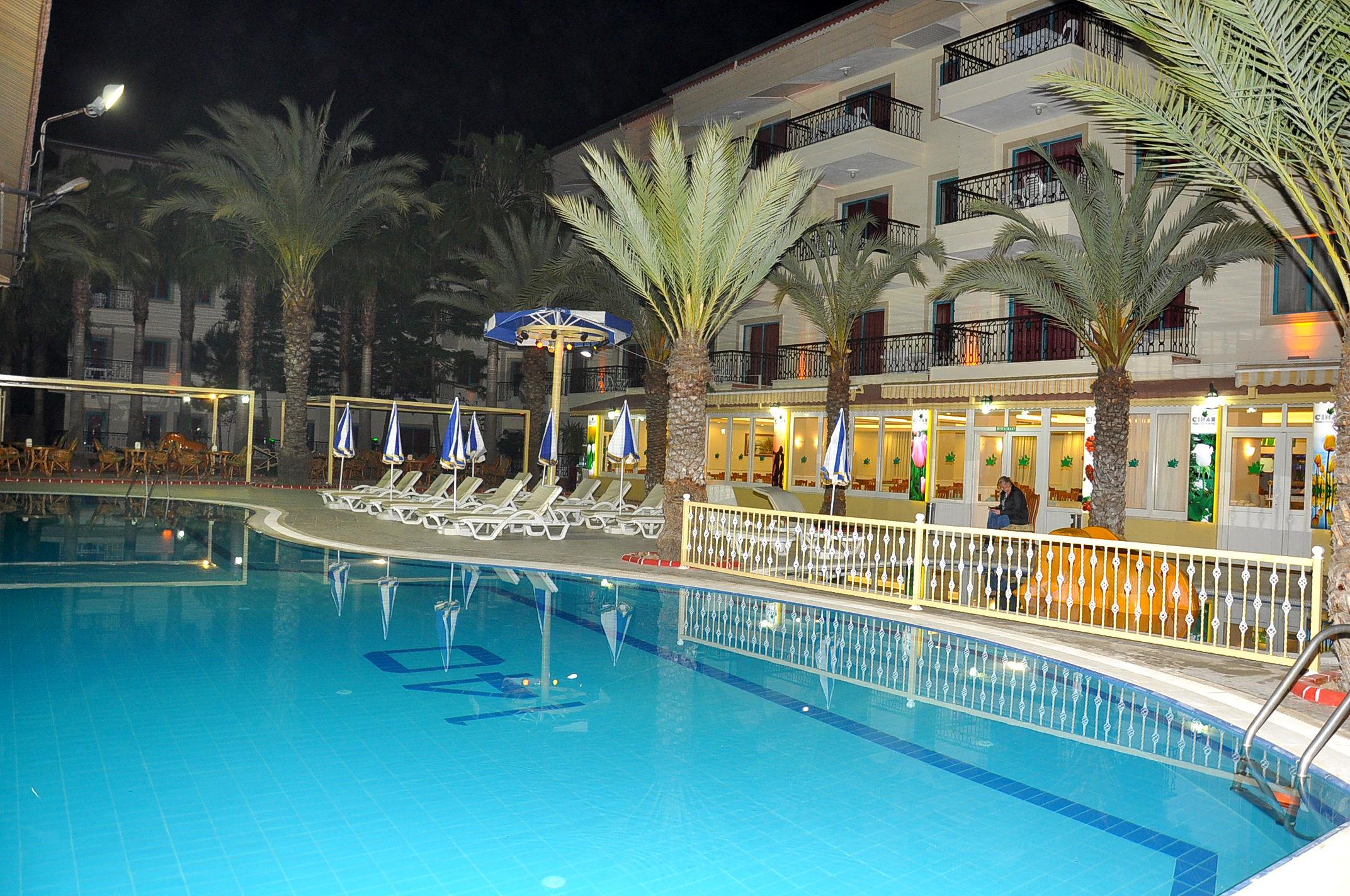 Cinar Family Suite Hotel Side