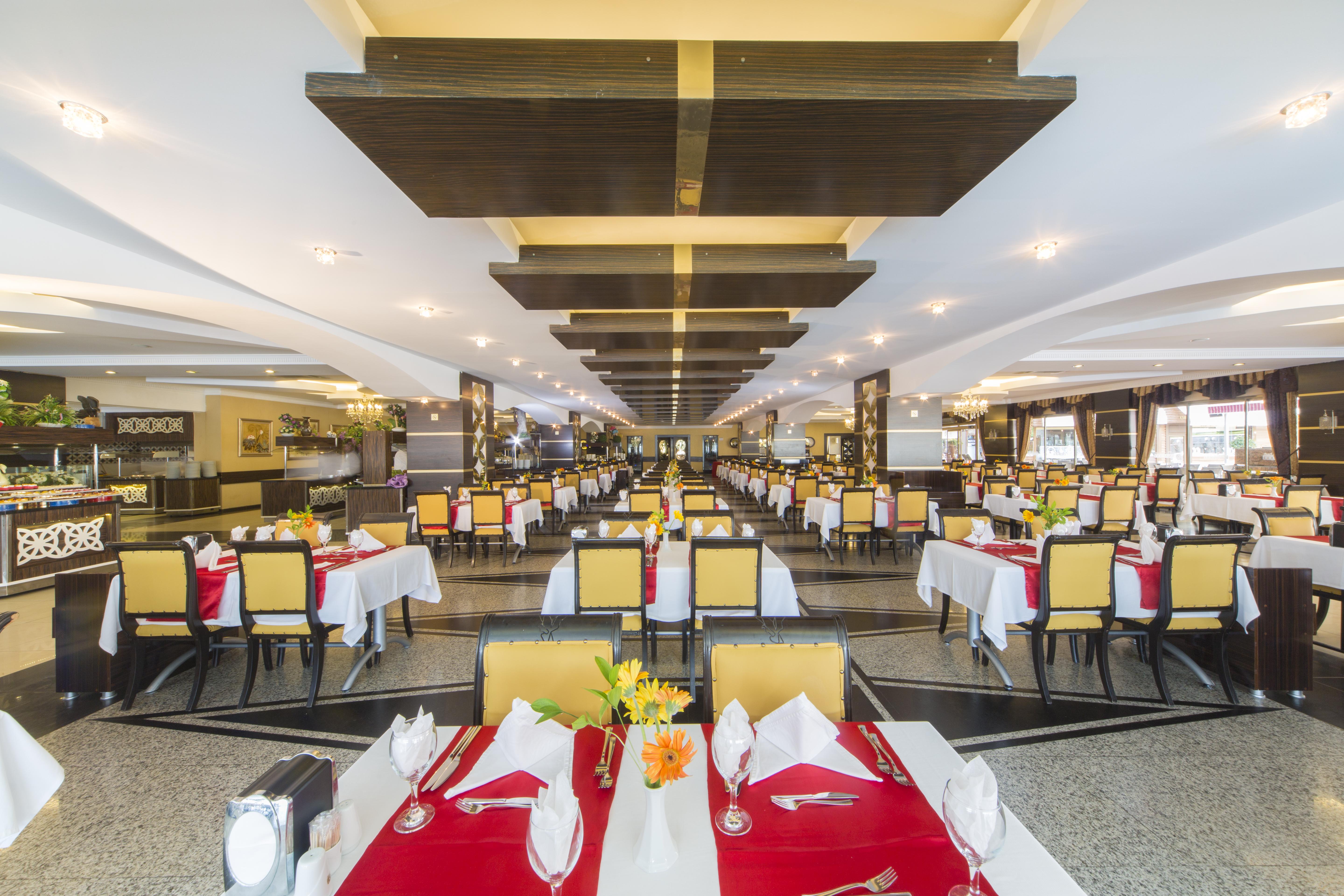 Hotel Beach Club Doganay