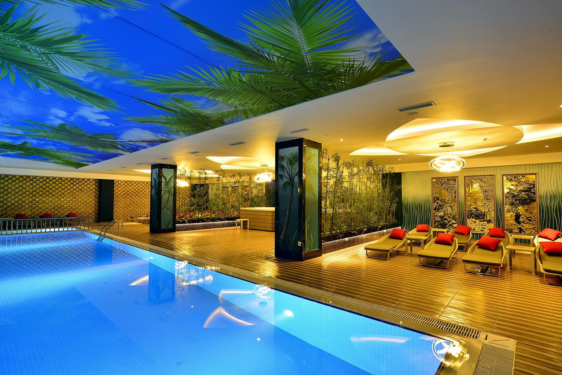 Hotel Azura Deluxe & 5*
