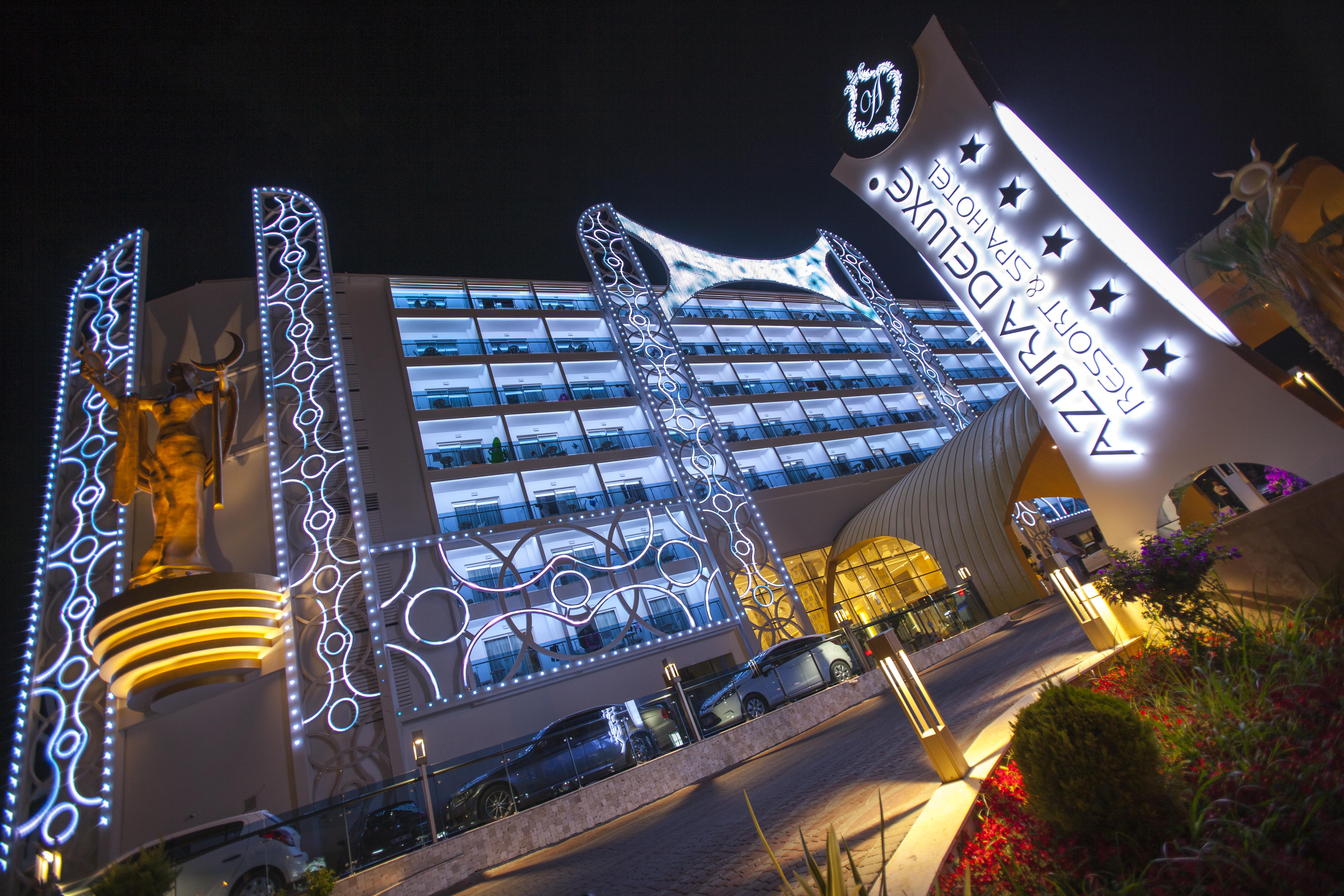 Azura Deluxe & Hotel Avsallar