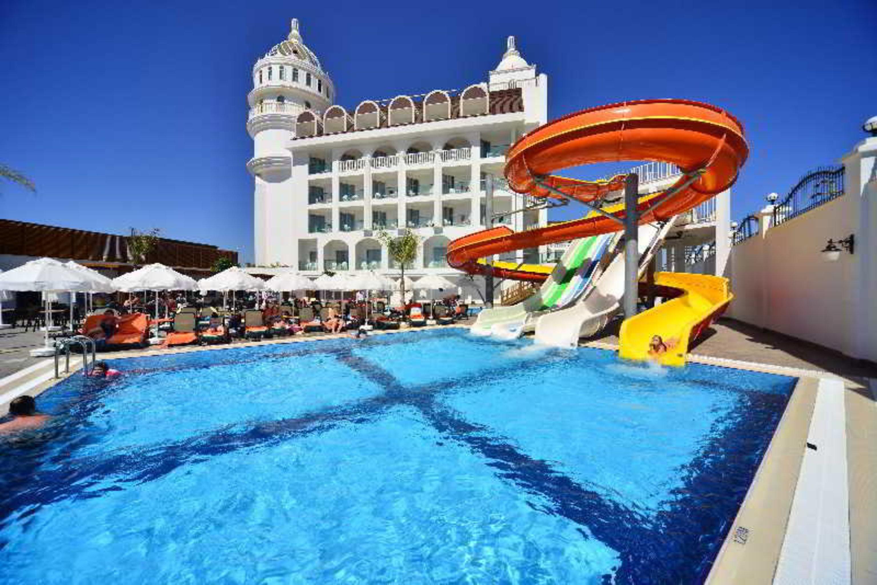 Crown Serenity Ultra 5* Side