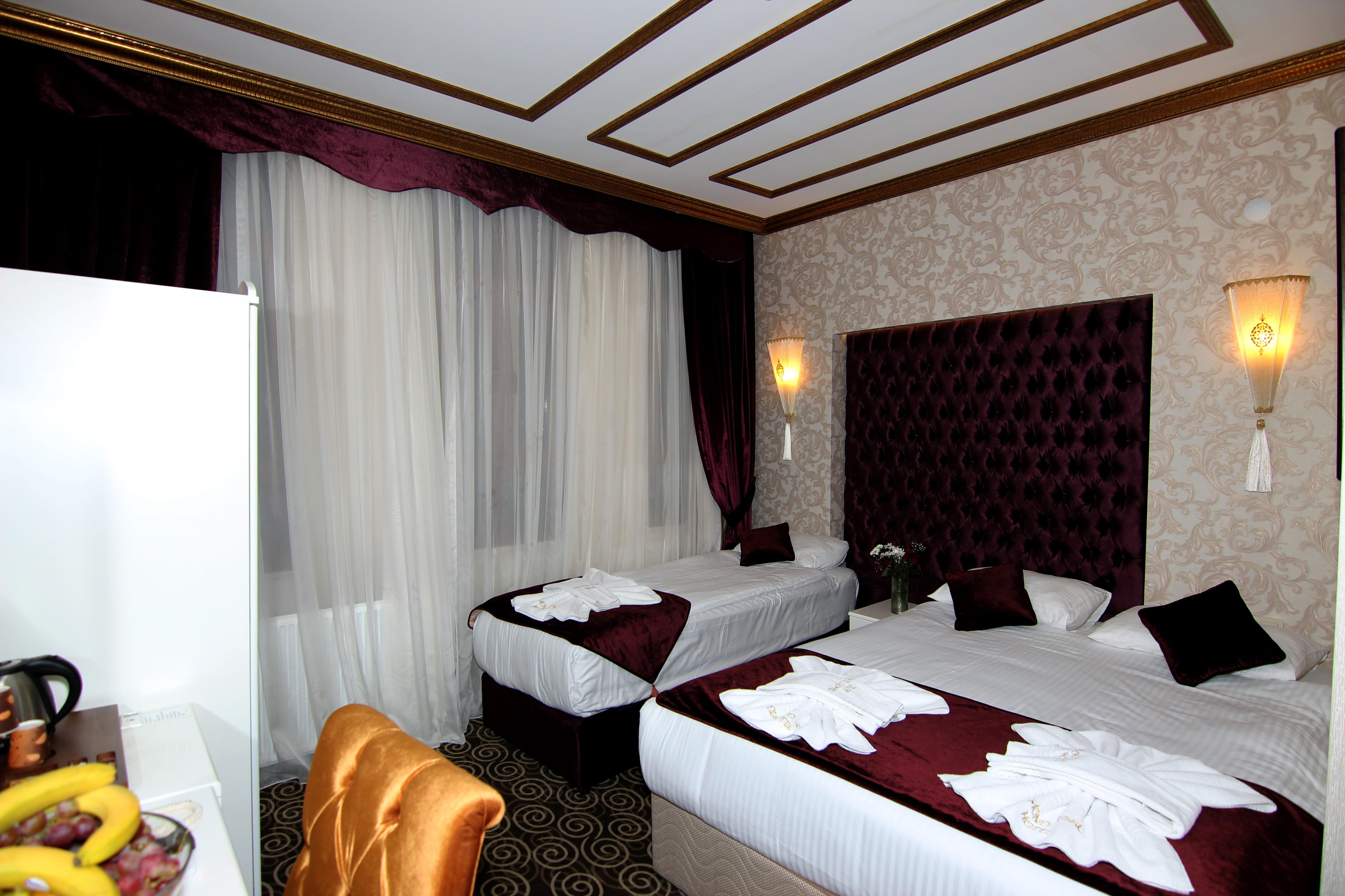 Diamond Royal Hotel 3*
