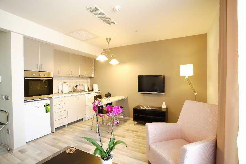 Aparthotel Sisli 3*