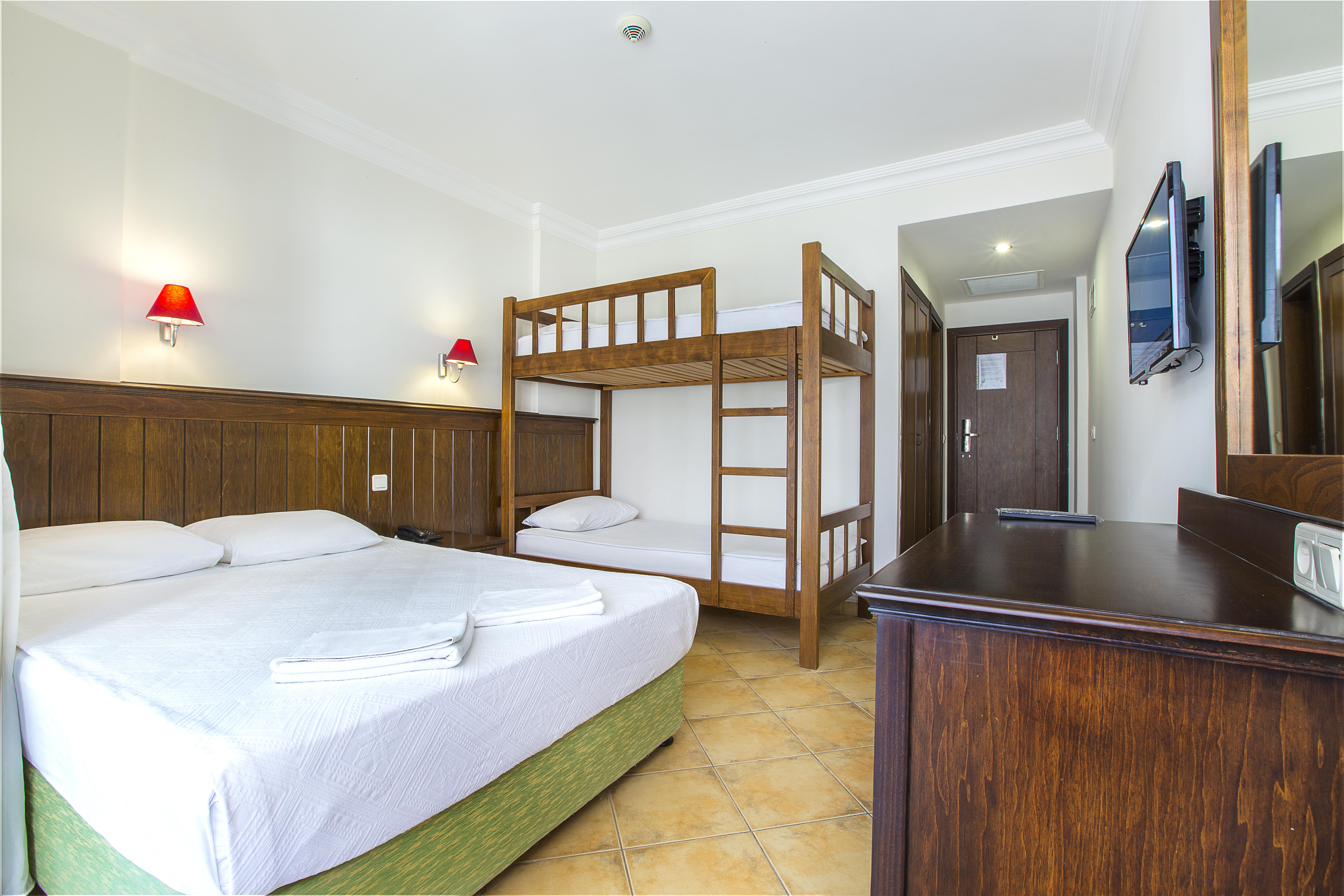 Hotel Oz Side