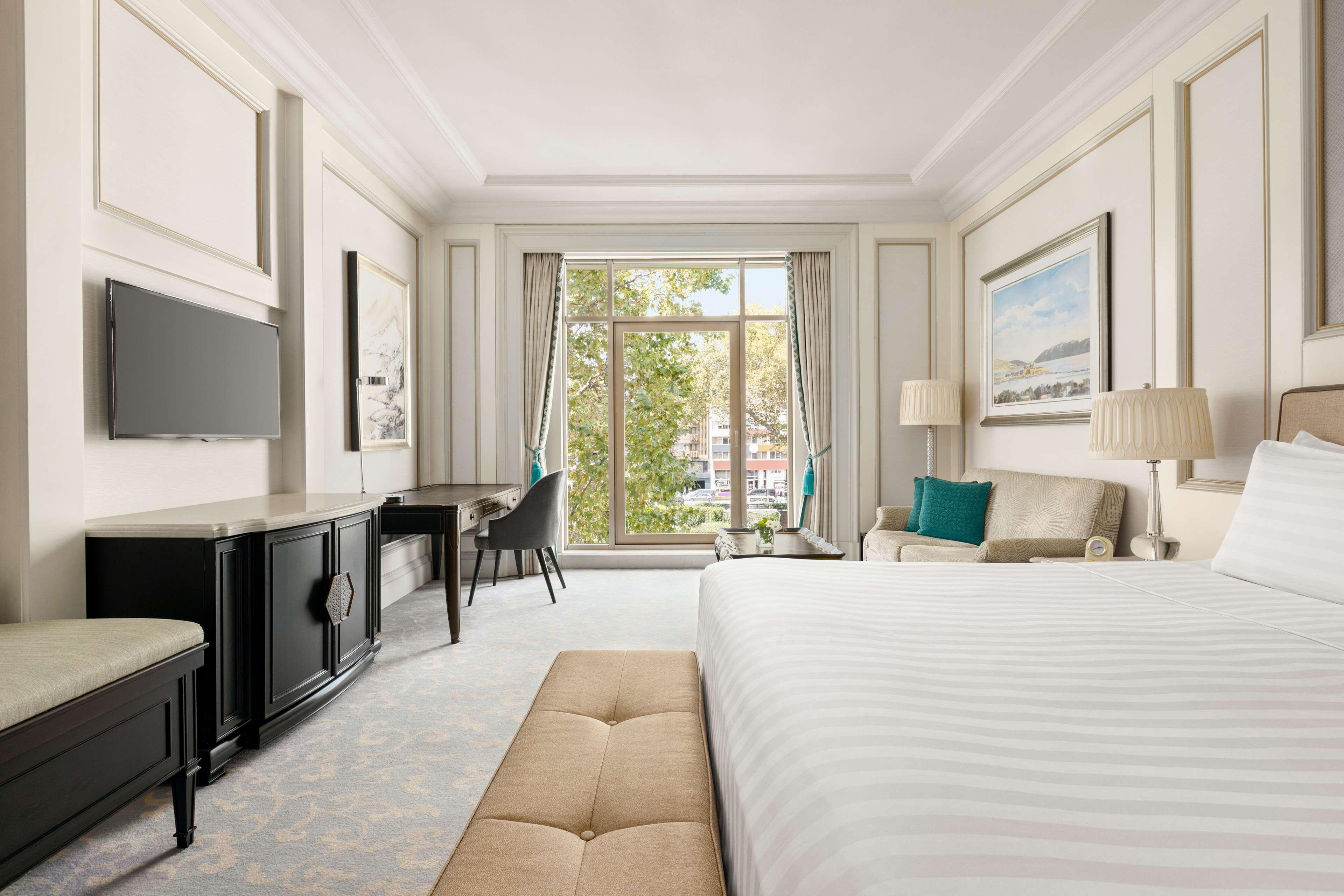 Shangri-la Bosphorus, 5* Istanbul