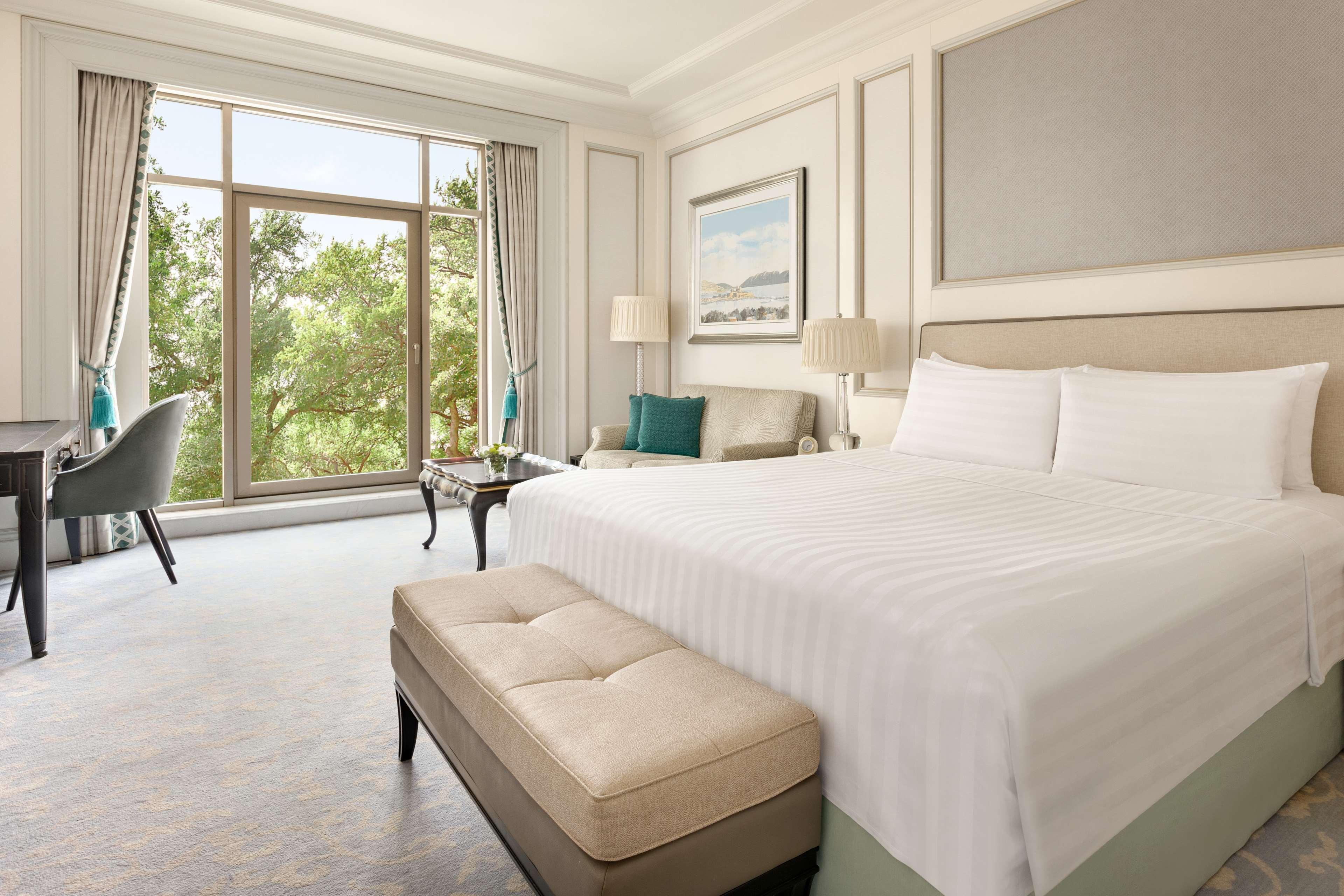 Shangri-la Bosphorus,