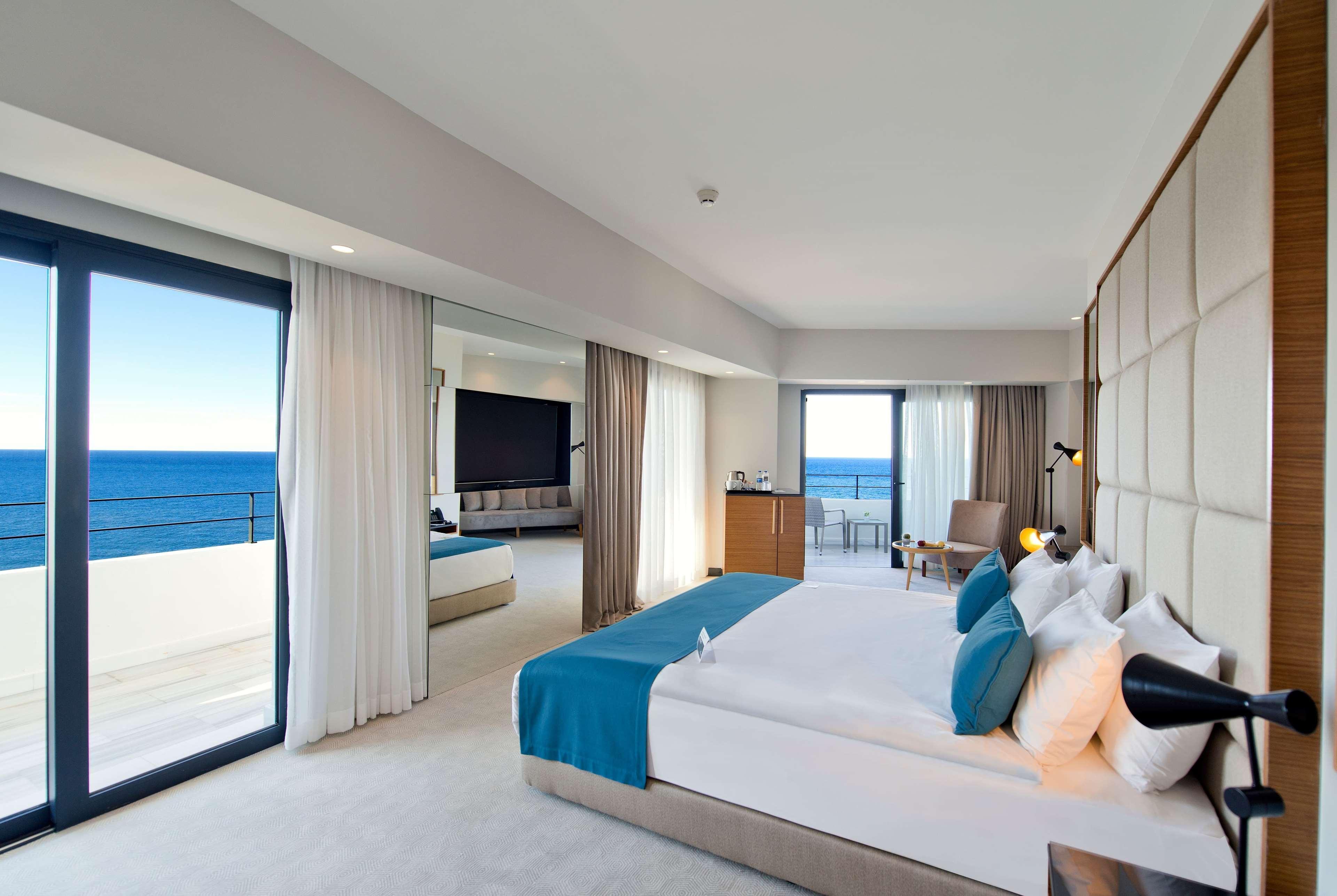 Ramada Plaza & Hotel 5*