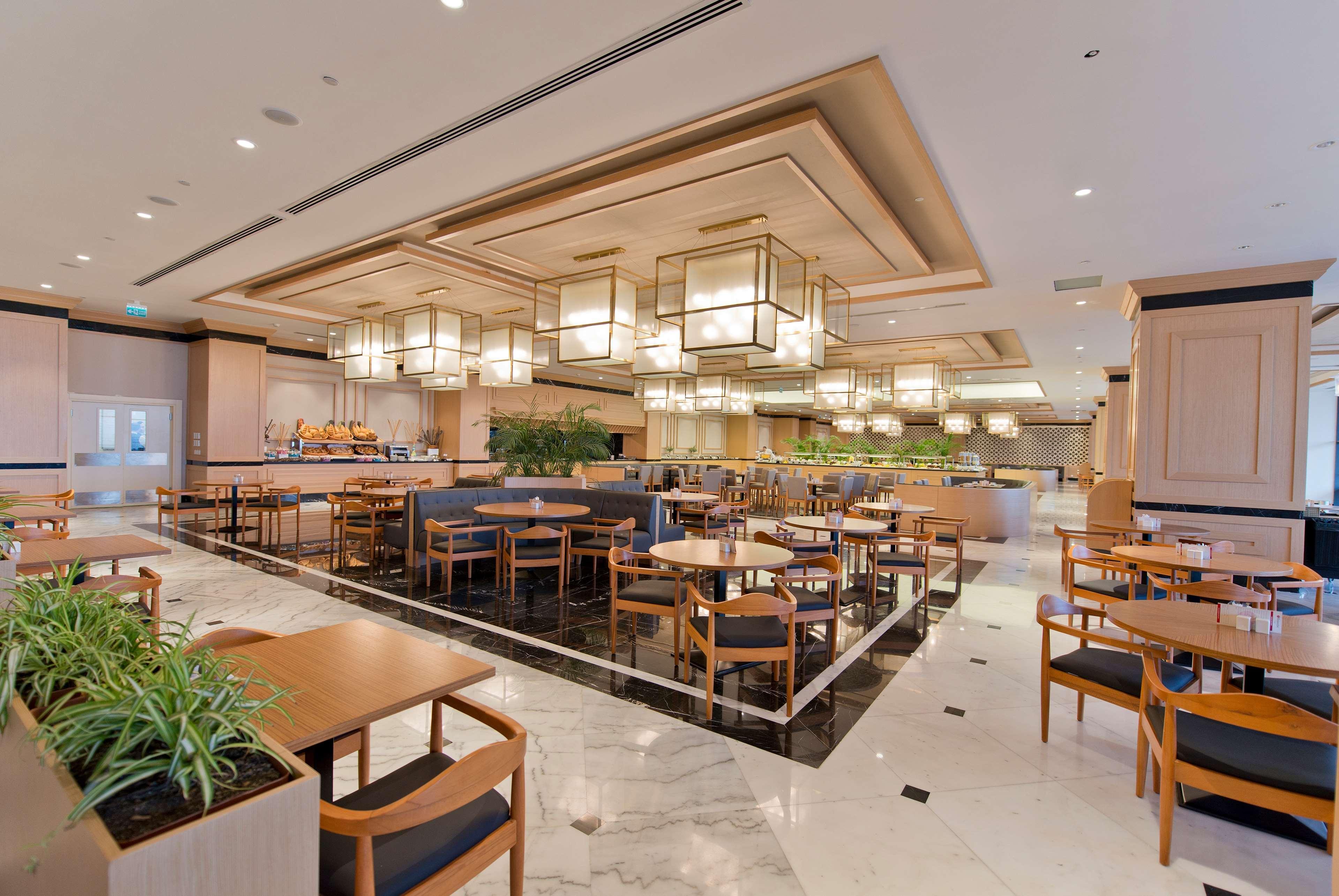 Ramada Plaza &