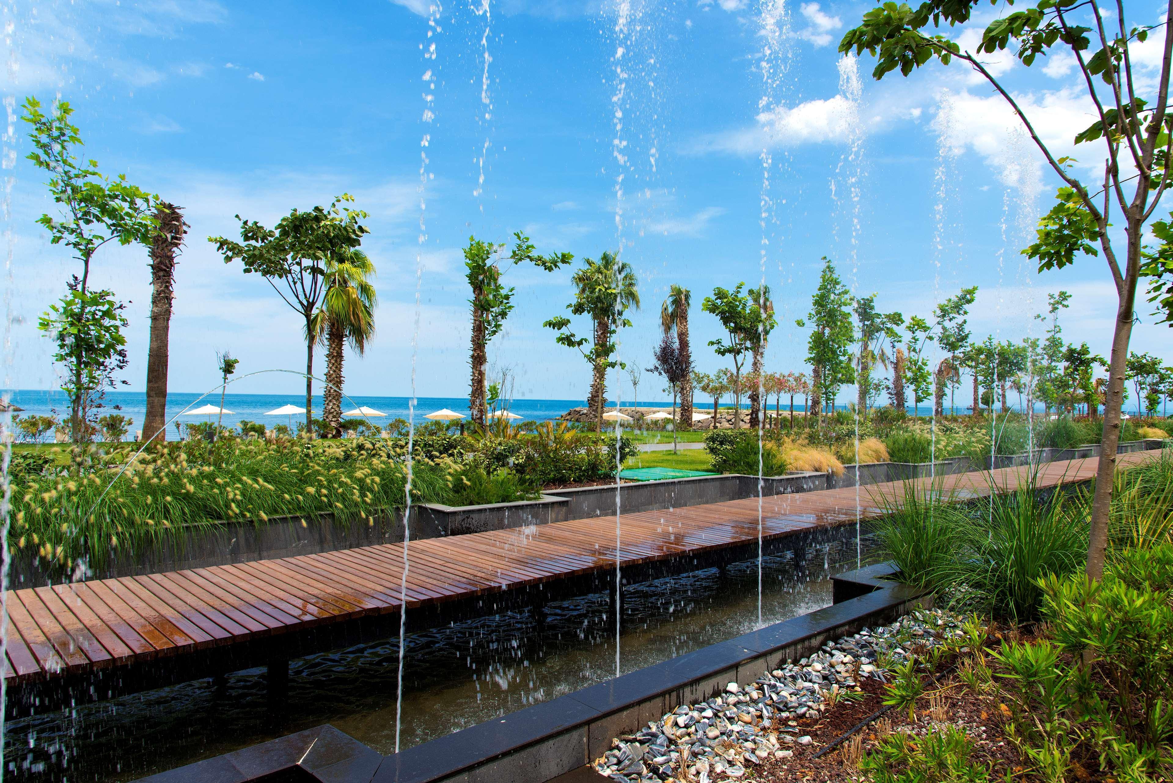 Ramada Plaza & Hotel 5*