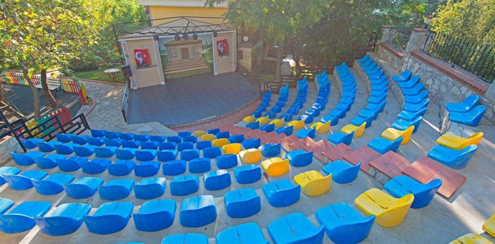 Perdikia Hill And Hotel