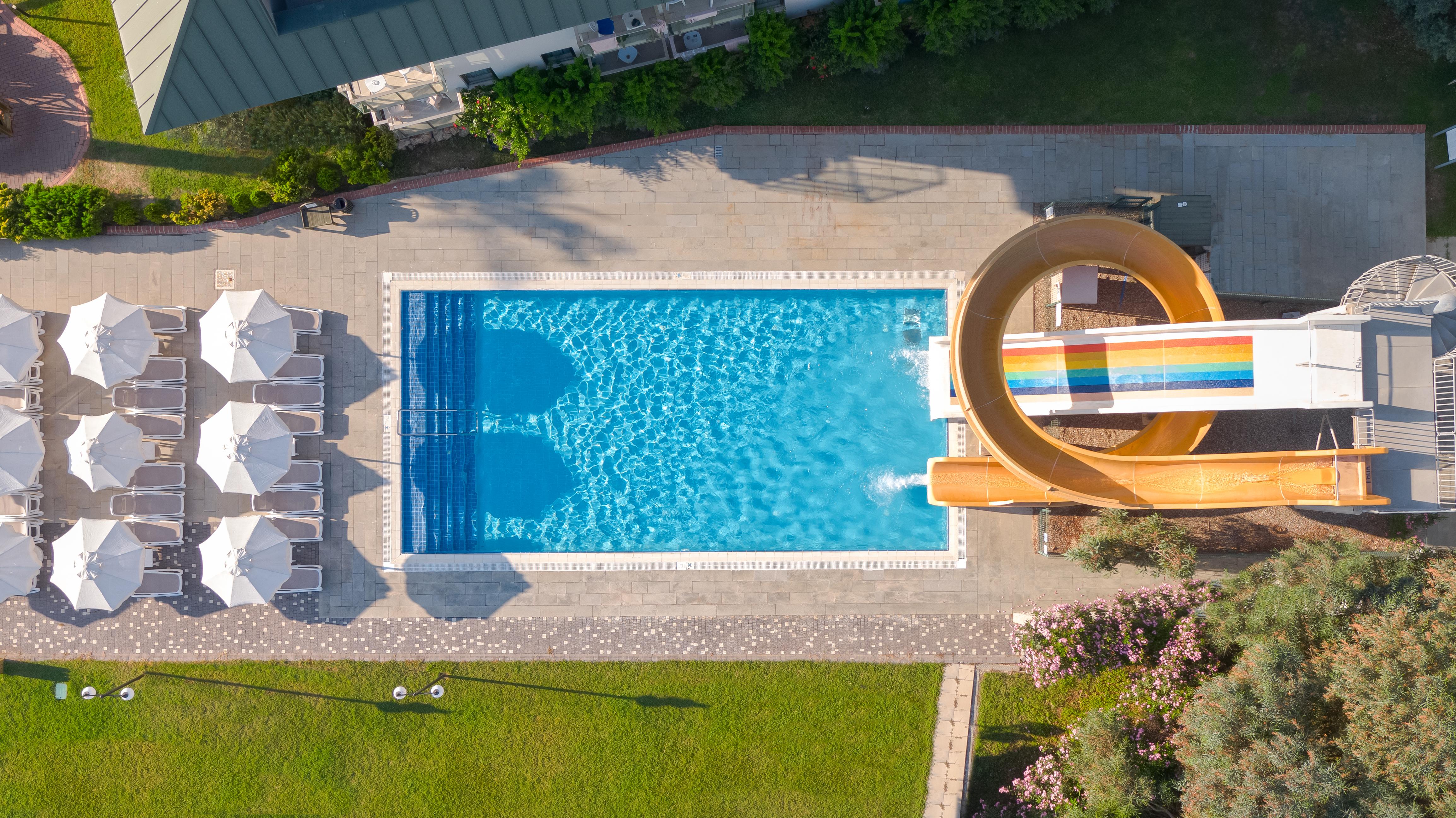 Novum Garden 5* Side