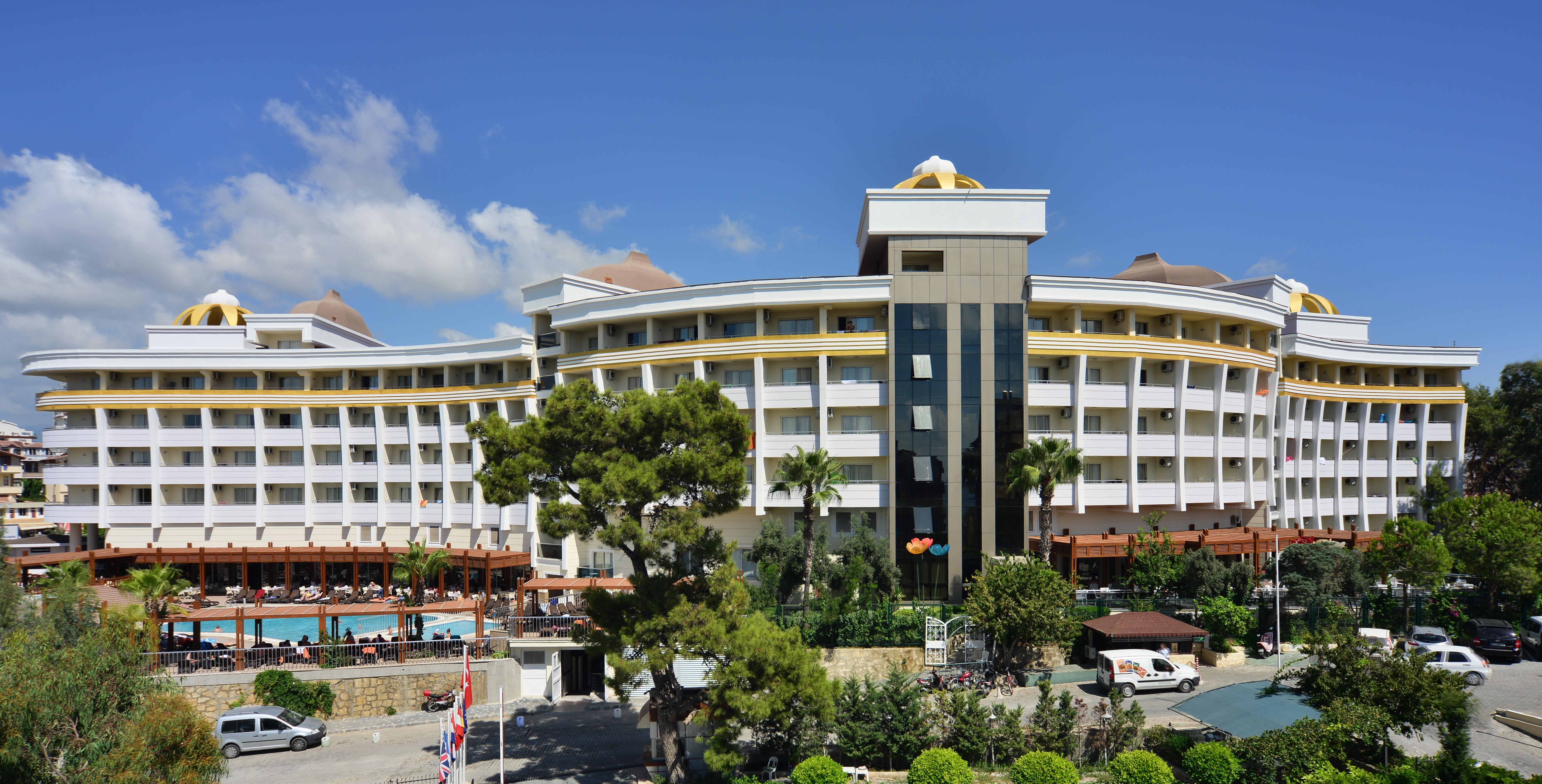 Resort Alegria & (adults Only) Side