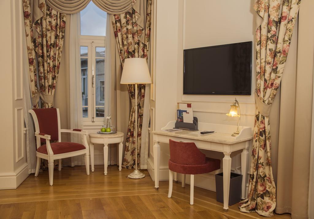 Corinne Art & Boutique Hotel 4*