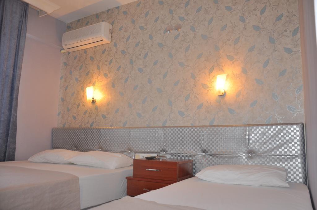 Hotel Glory